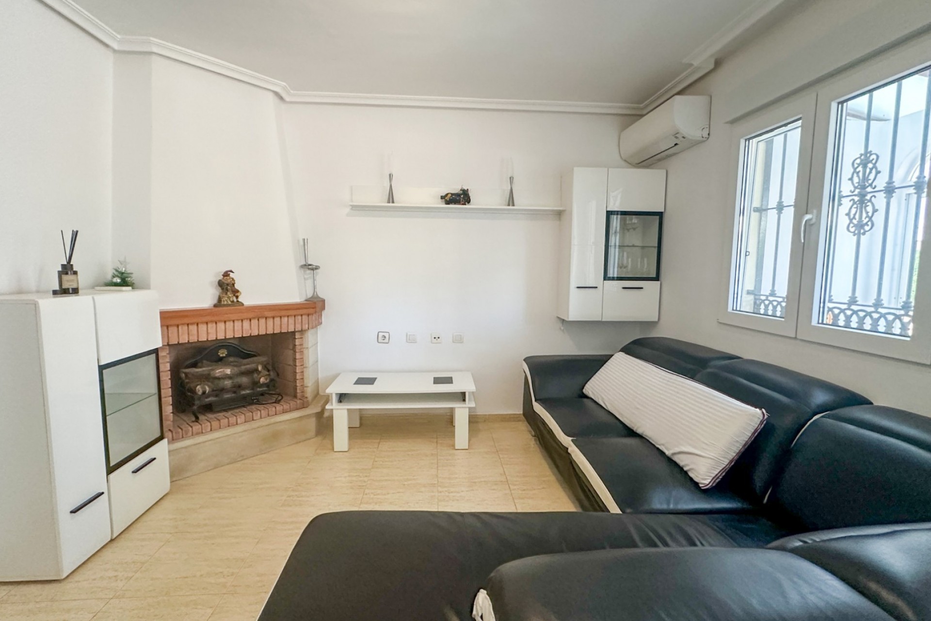 Revente - Maison de ville -
Torrevieja - Nueva Torrevieja