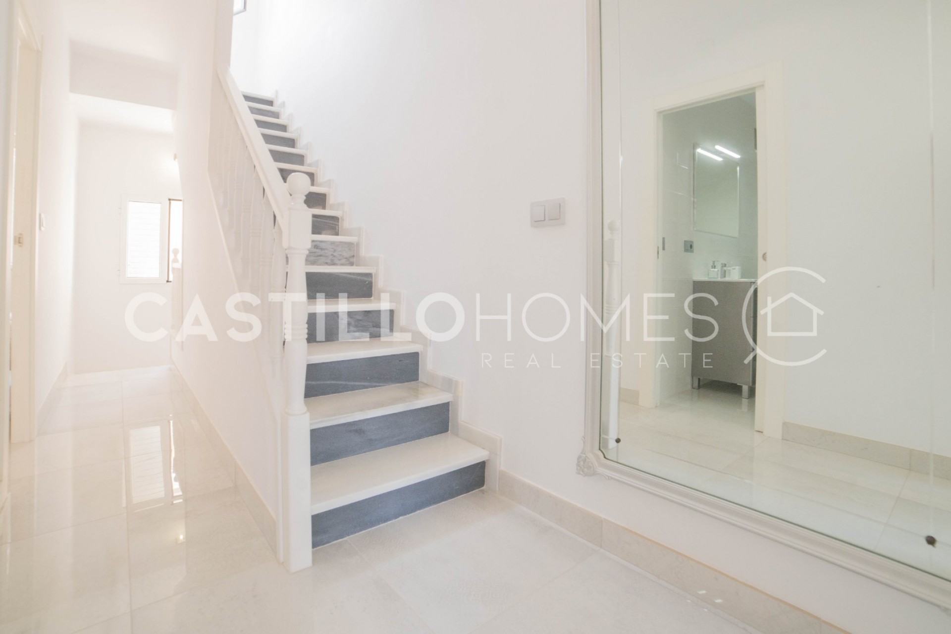 Revente - Maison de ville -
Torrevieja - Urb. Rosaleda
