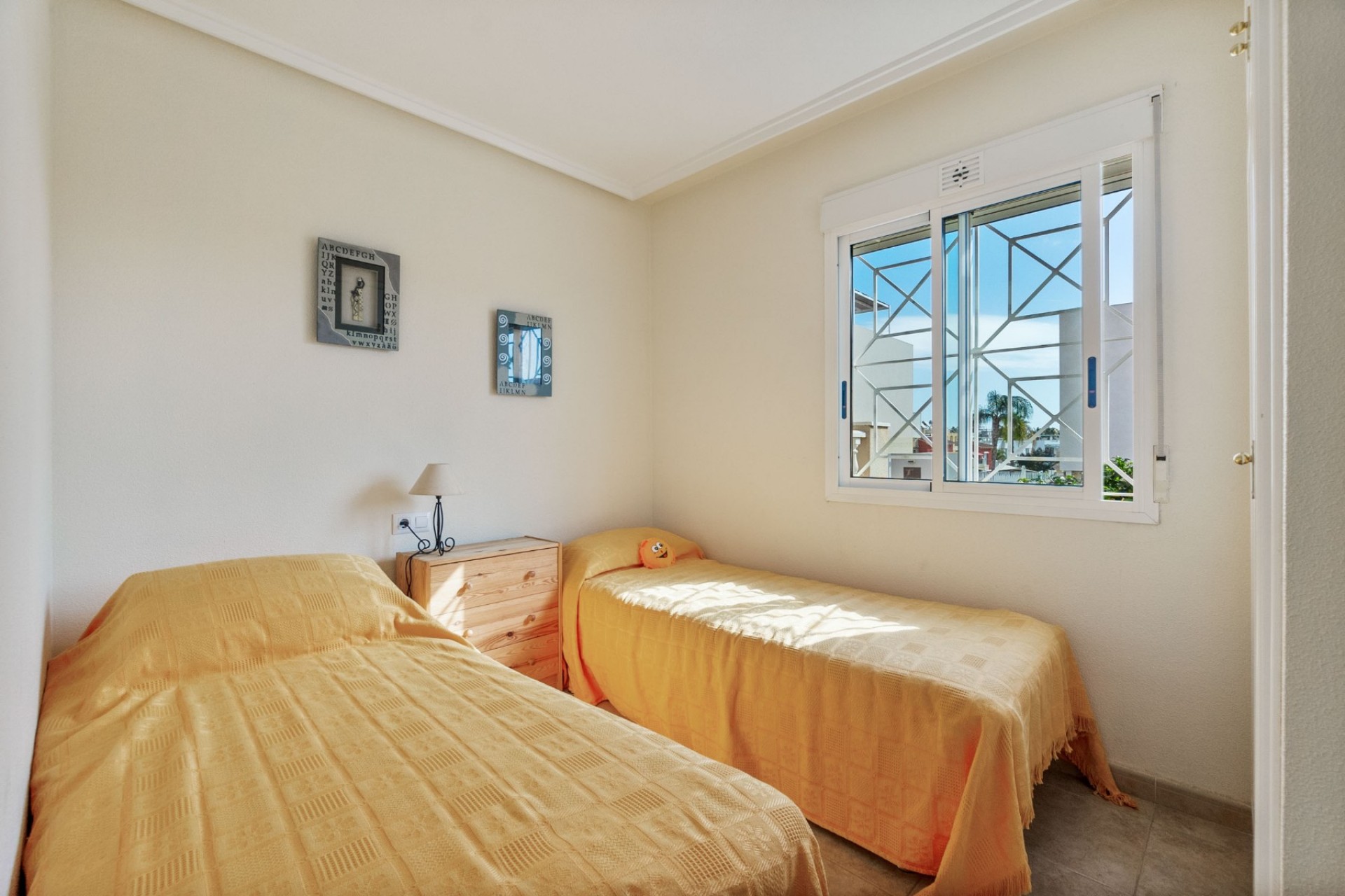 Revente - Maison de ville -
Torrevieja