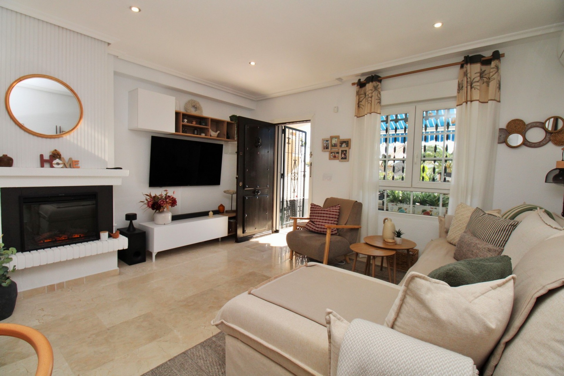 Revente - Maison de ville -
Villamartin - Las Violetas