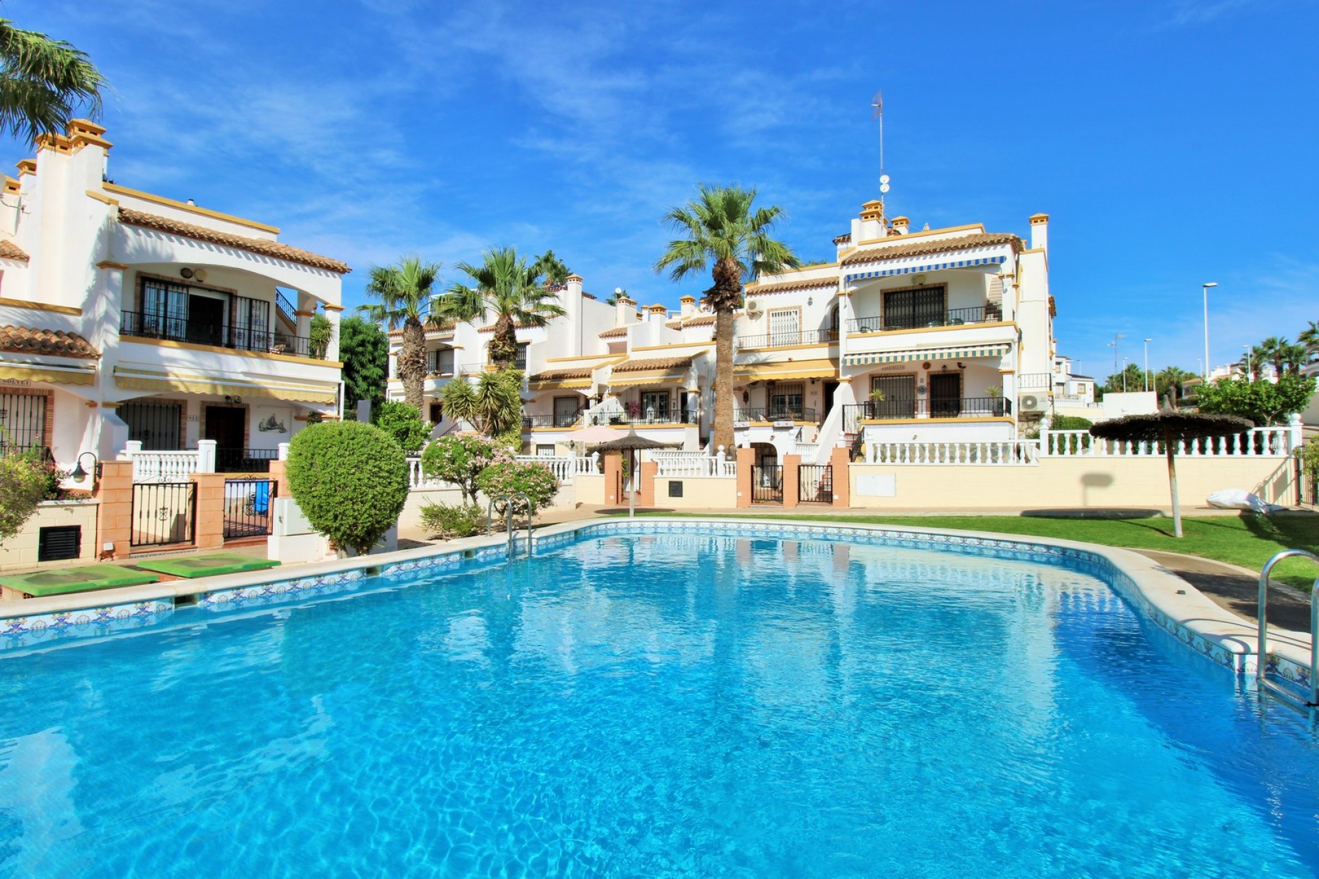 Revente - Maison de ville -
Villamartin - Los Dolses