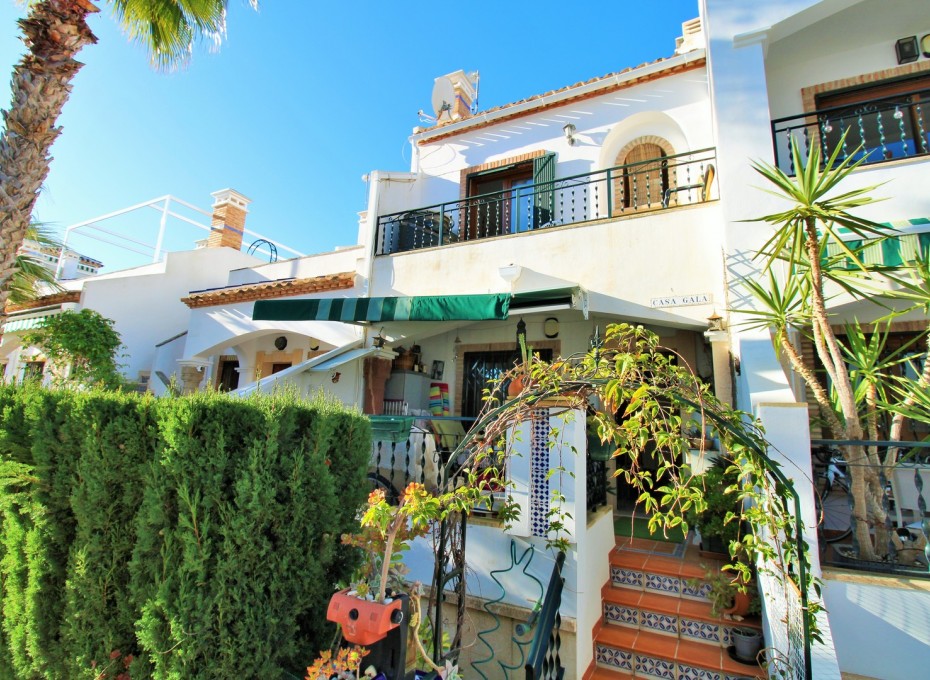 Revente - Maison de ville -
Villamartin - PAU 8