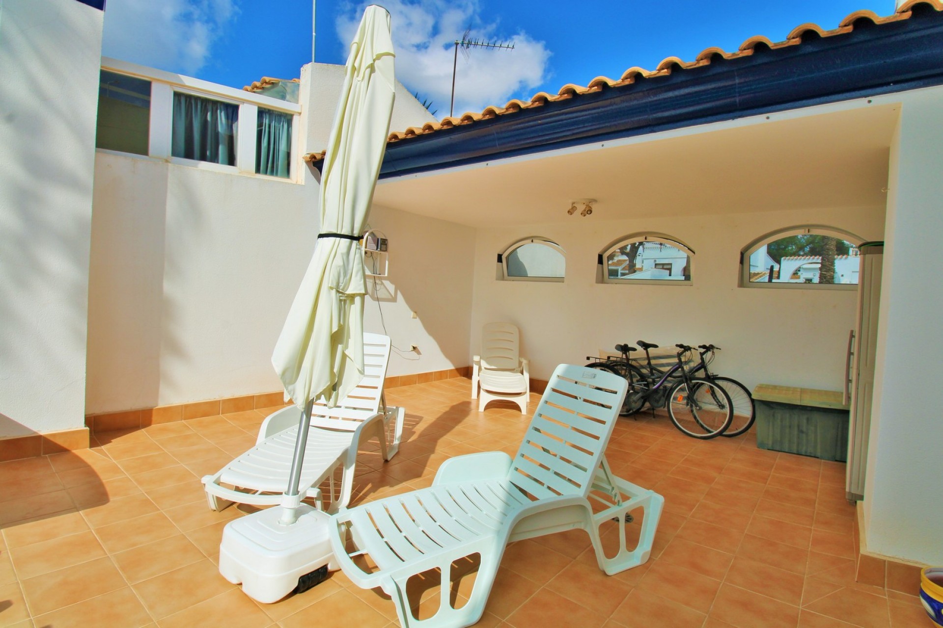 Revente - Maison de ville -
Villamartin