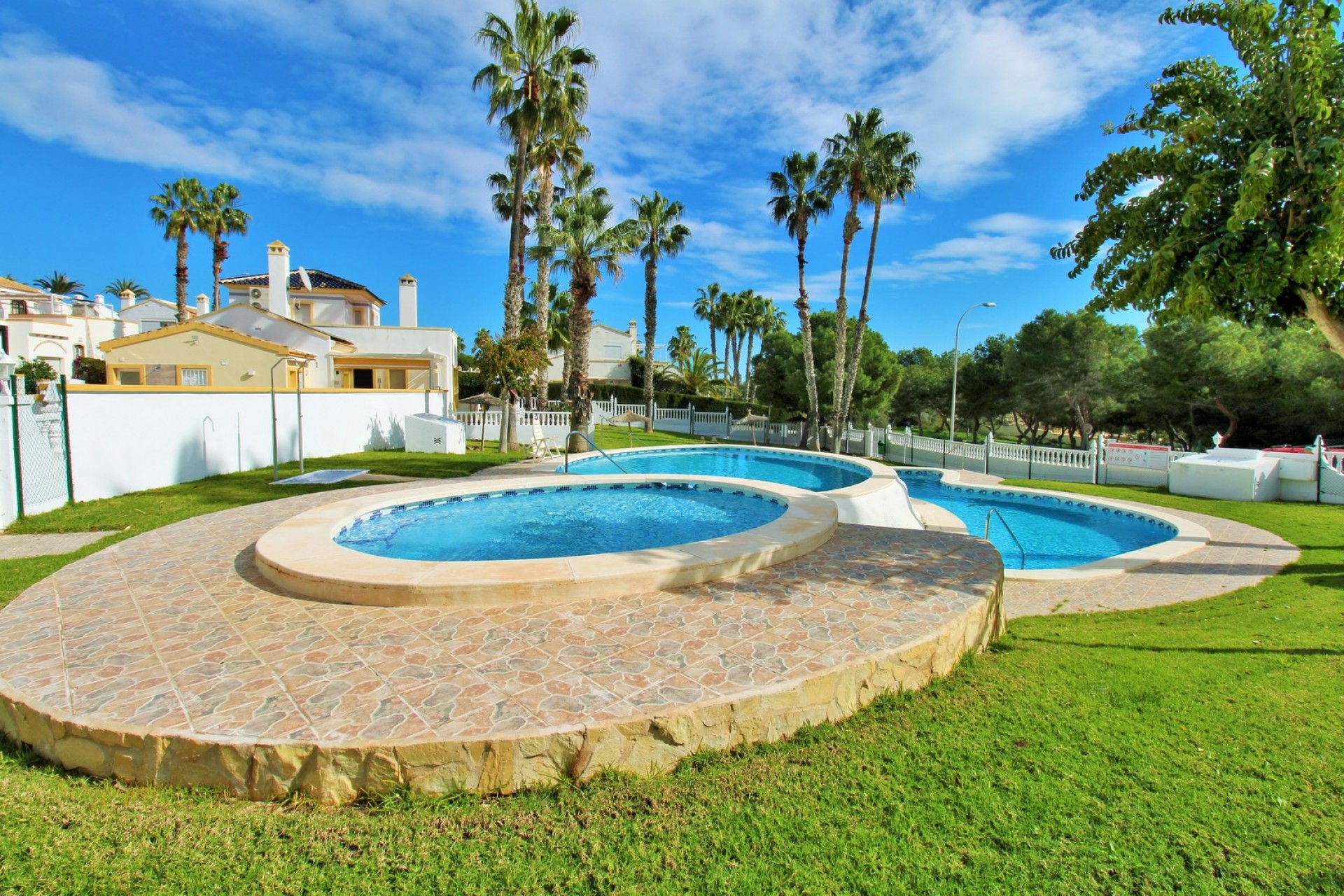 Revente - Maison de ville -
Villamartin
