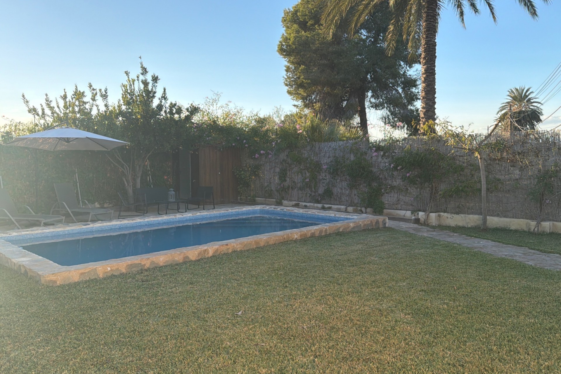 Revente - Semi - Detached Villa -
Dolores