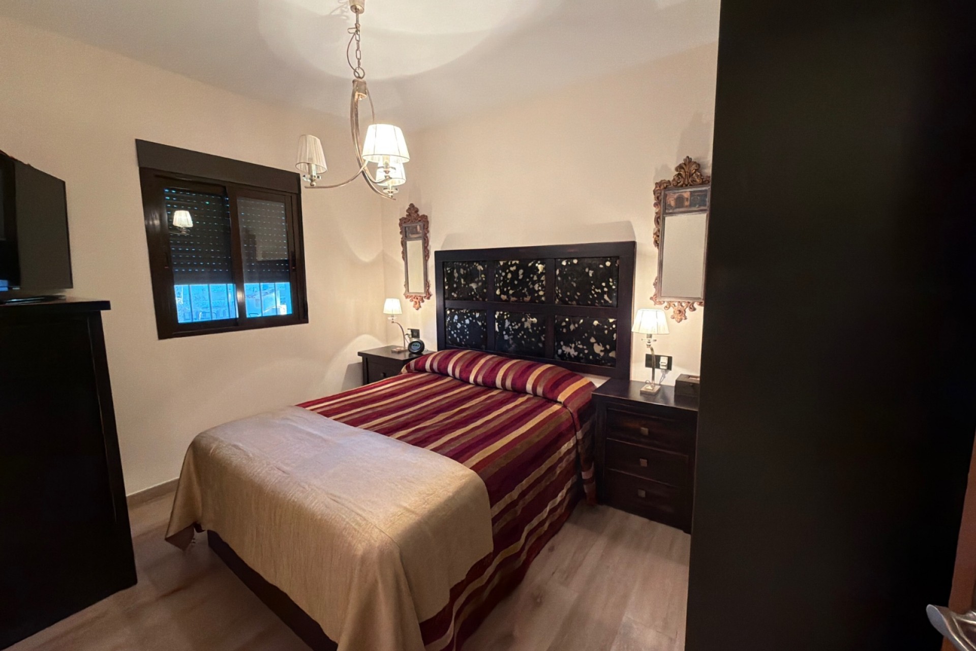 Revente - Semi - Detached Villa -
Dolores