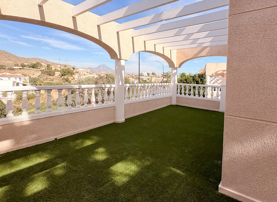 Revente - Semi-Detached Villa -
El Campello - Pueblo Acantilado - Venta Lanuza
