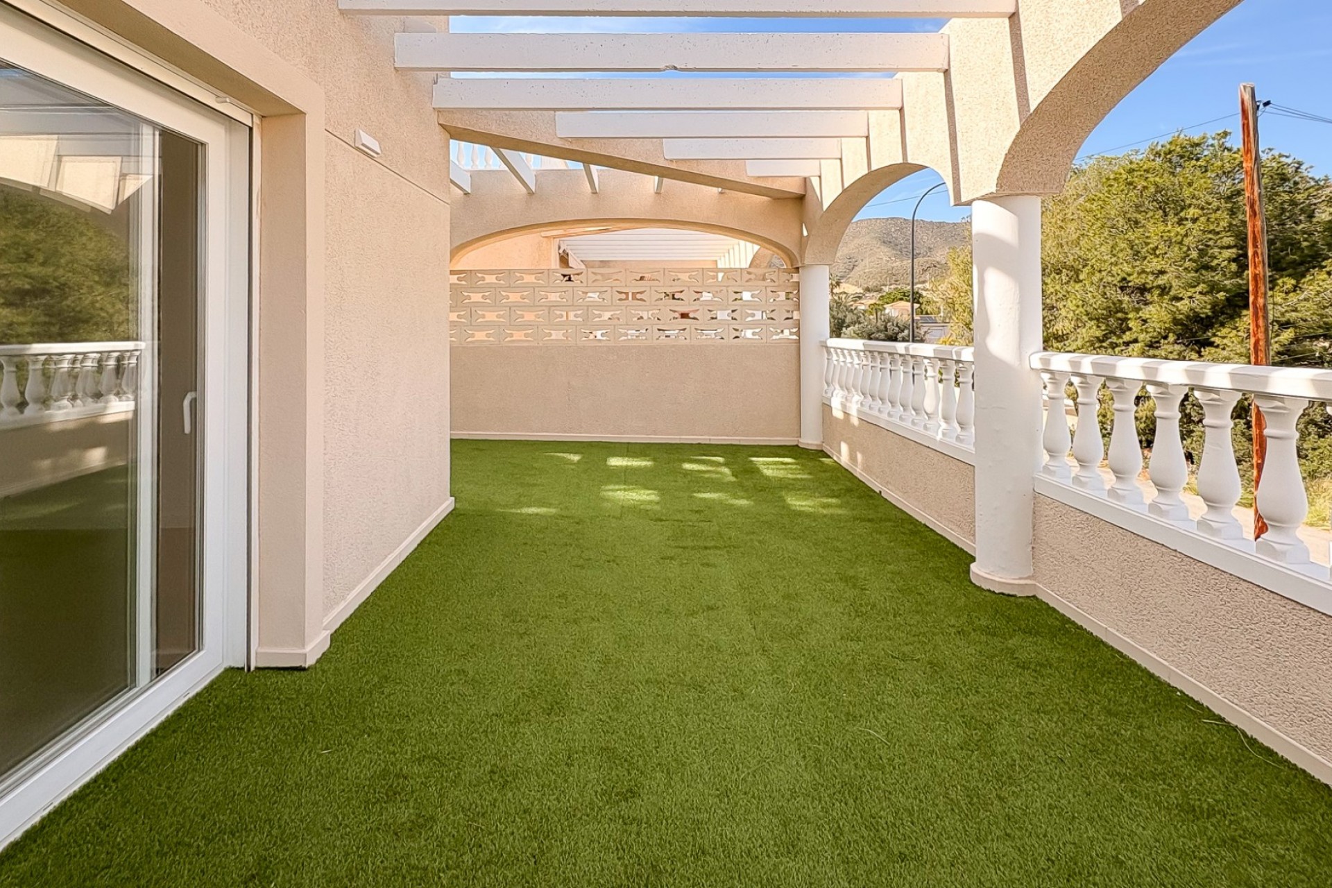 Revente - Semi-Detached Villa -
El Campello - Pueblo Acantilado - Venta Lanuza