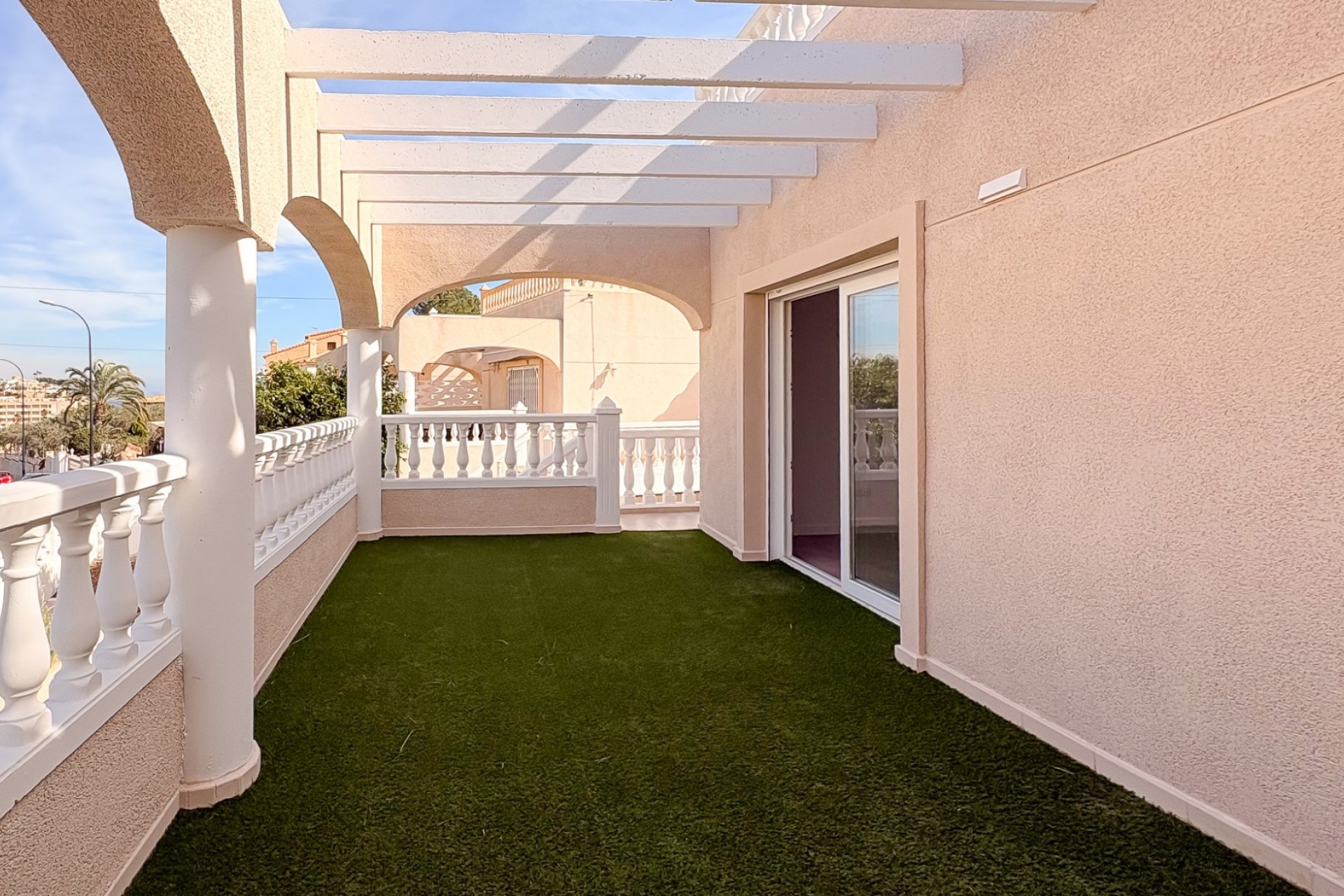 Revente - Semi-Detached Villa -
El Campello - Pueblo Acantilado - Venta Lanuza