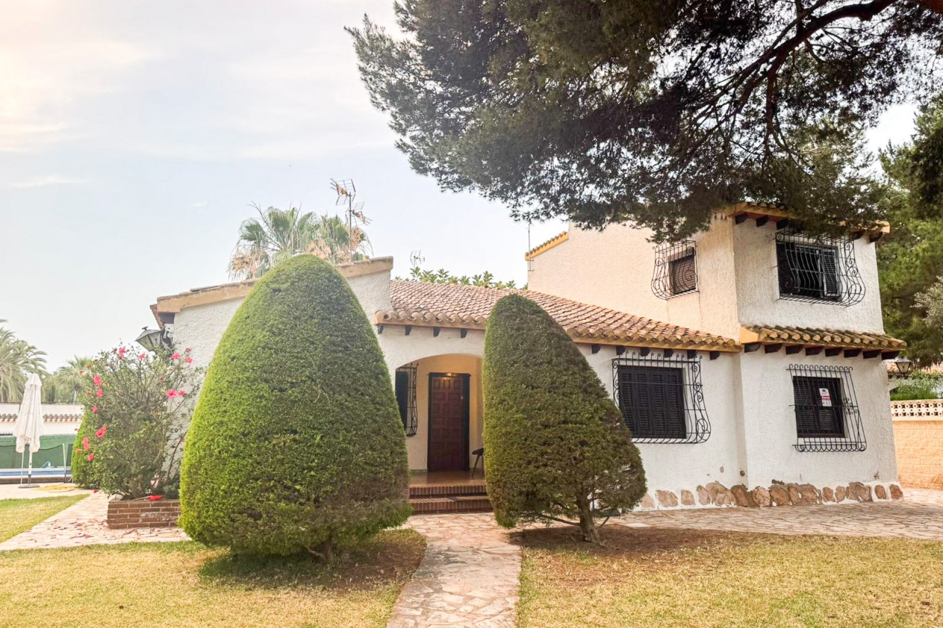 Revente - Semi-Detached Villa -
Orihuela Costa - Punta Prima