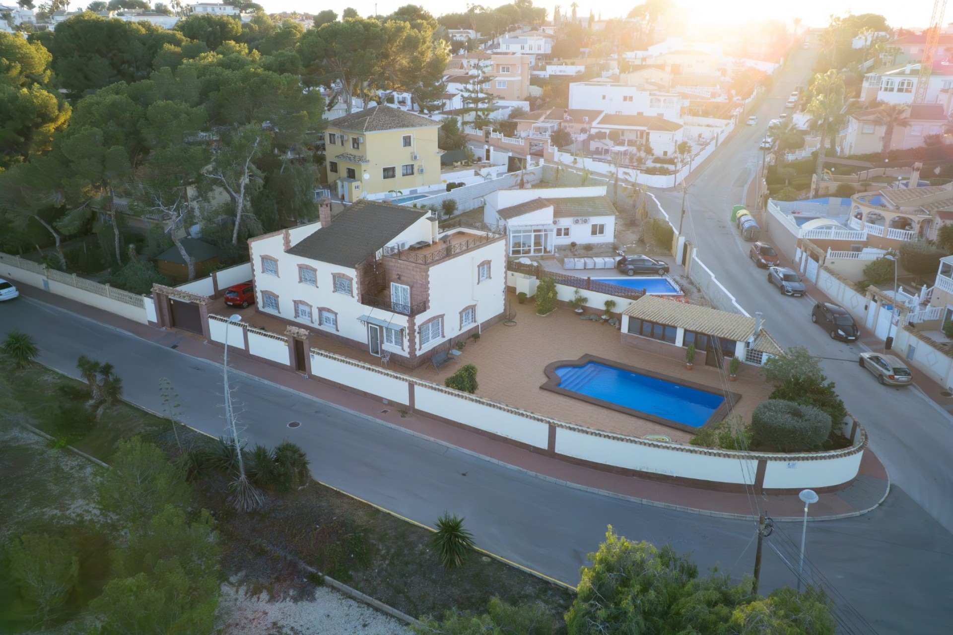 Revente - Semi-Detached Villa -
Torrevieja - Los Balcones