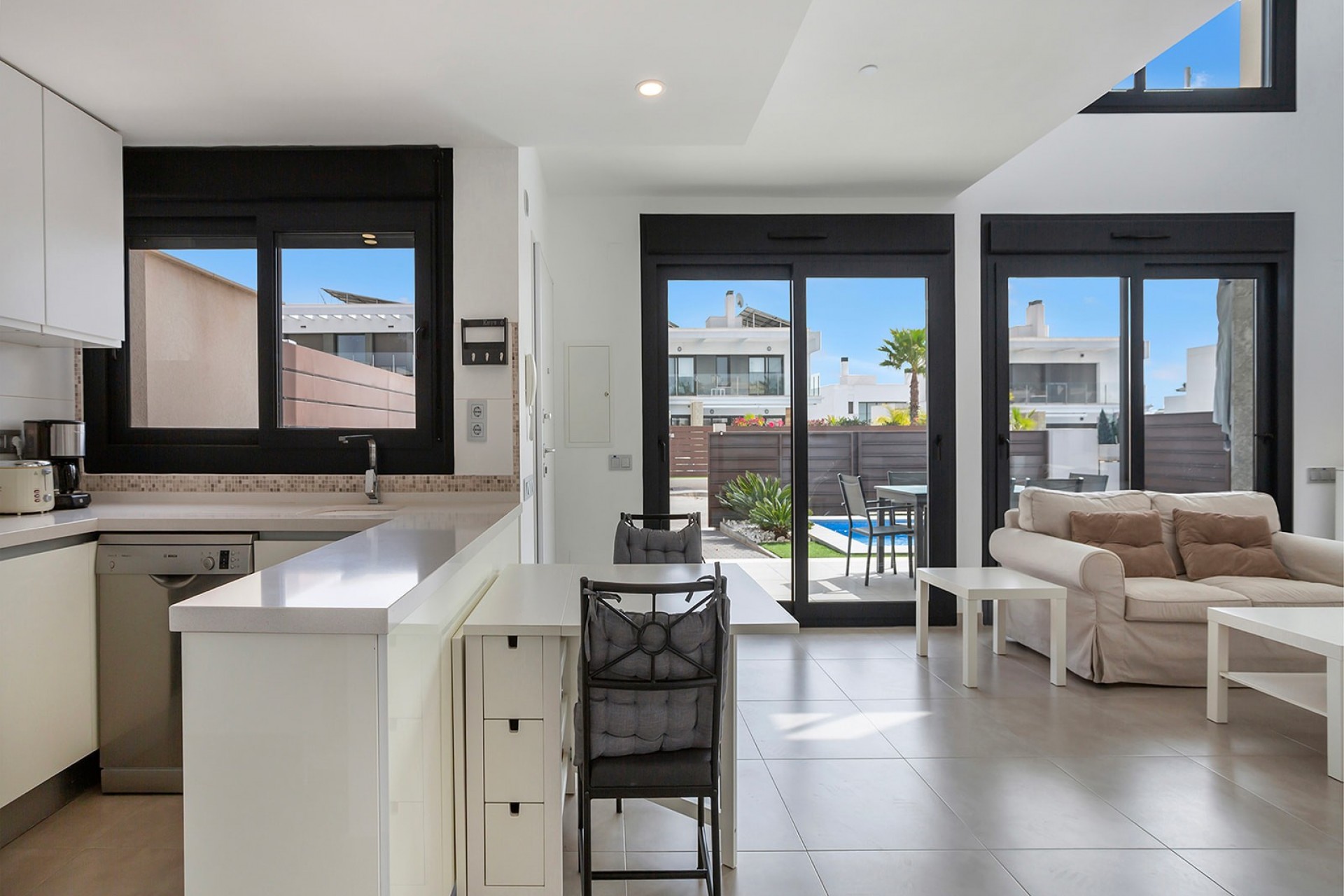 Revente - Semi - Detached Villa -
Vistabella Golf