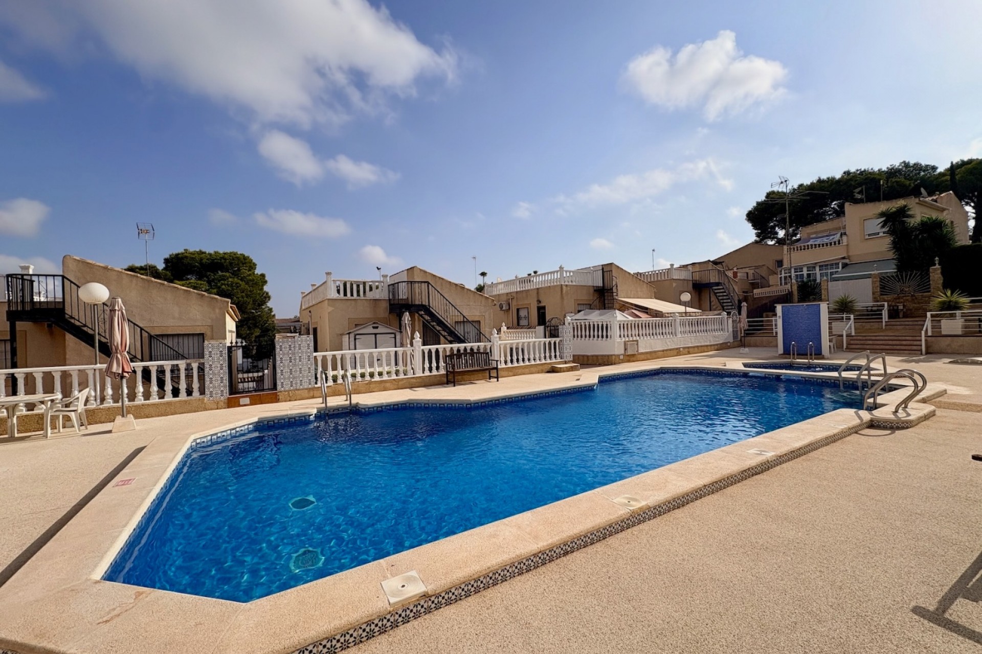 Revente - Single Family Home -
Orihuela - Los Balcones