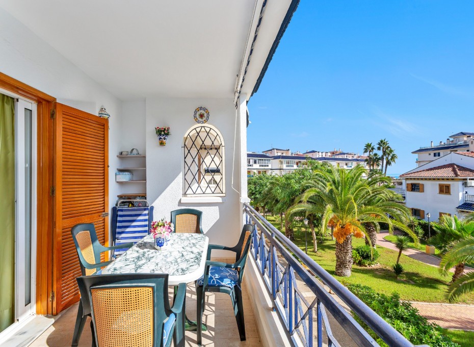 Revente - Studio -
La Mata