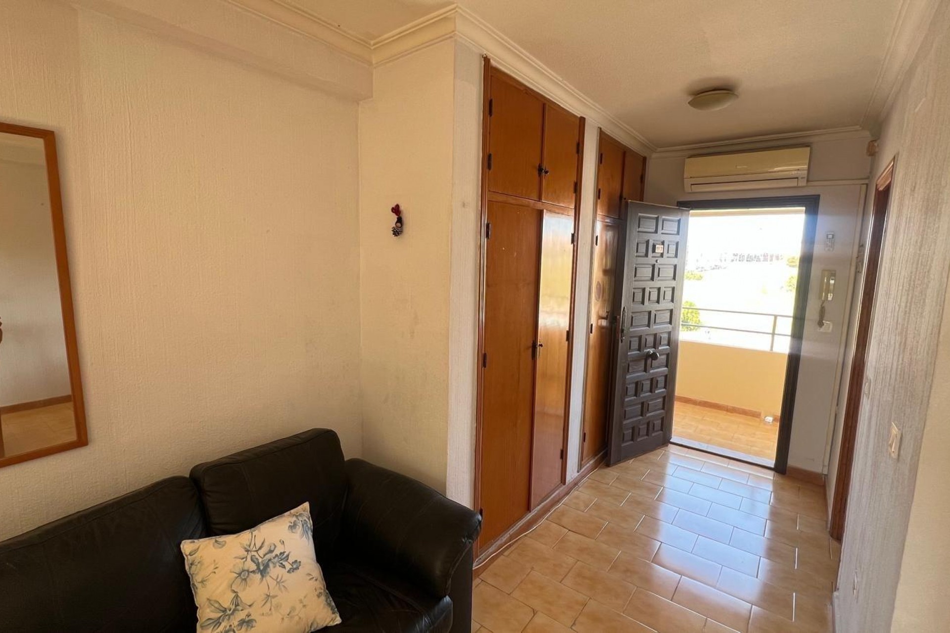 Revente - Studio -
Torrevieja - Urb. Rosaleda