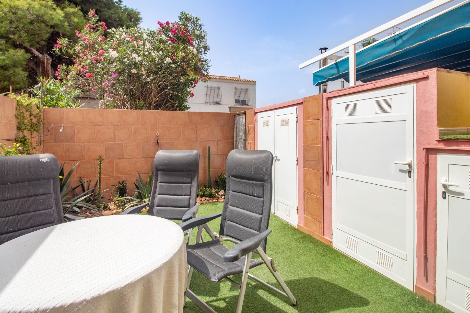 Revente - Terraced house -
Orihuela Costa - La Regia