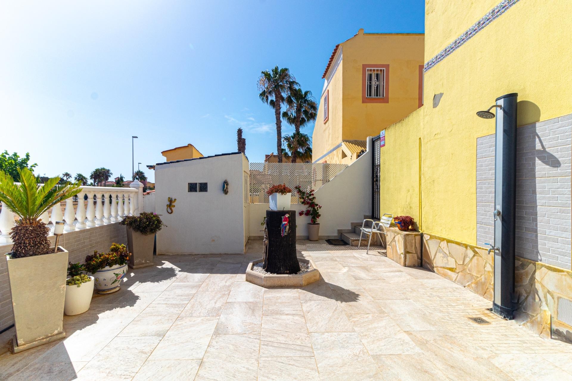 Revente - Terraced house -
Orihuela Costa - La Regia