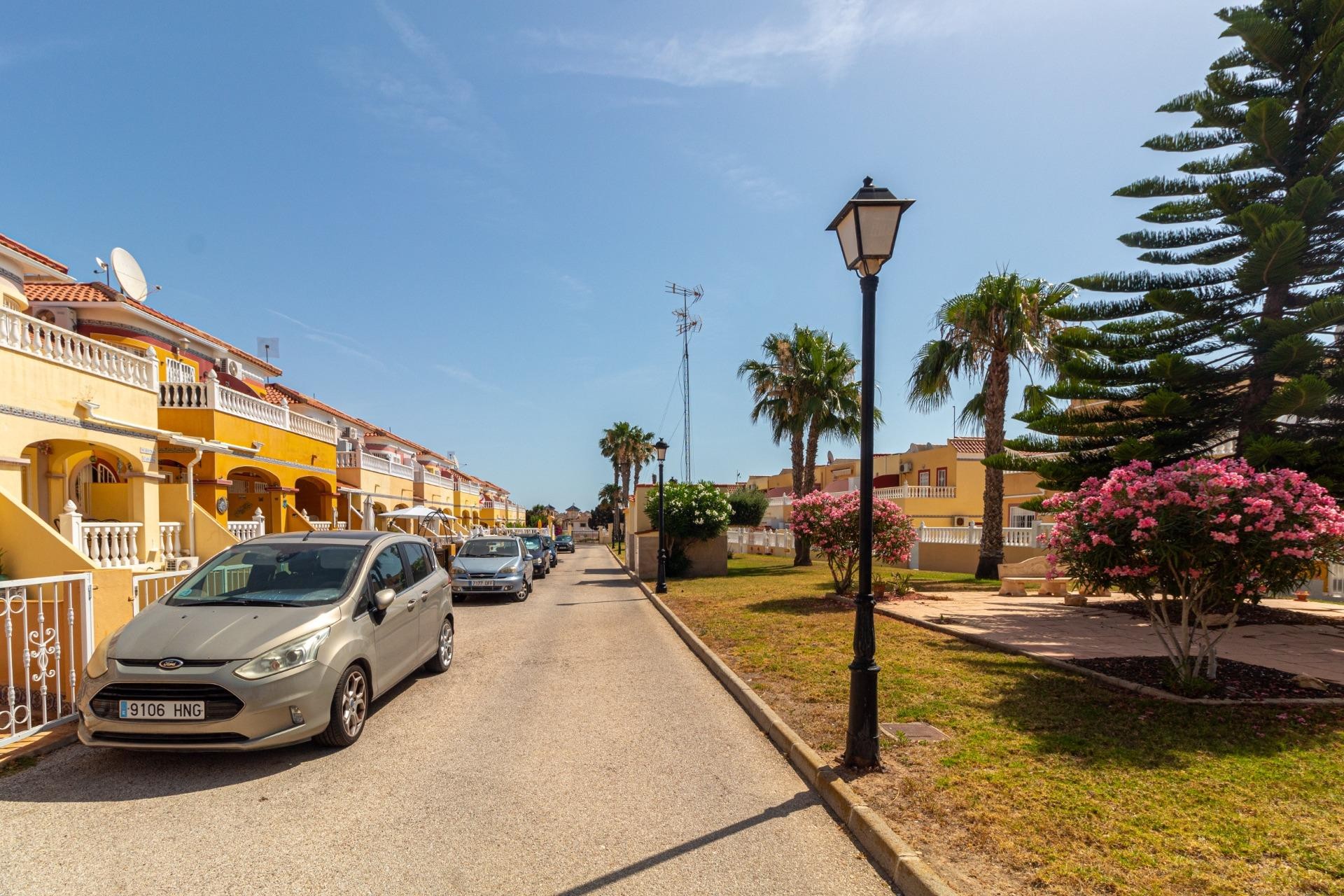 Revente - Terraced house -
Orihuela Costa - La Regia