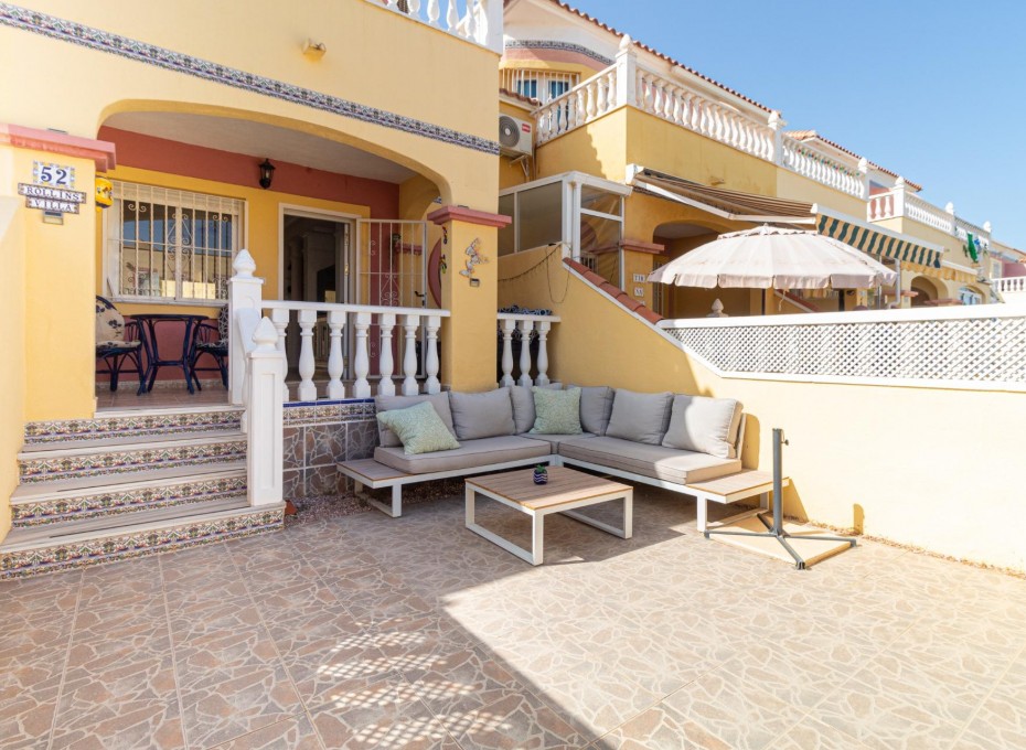 Revente - Terraced house -
Orihuela Costa - La Regia