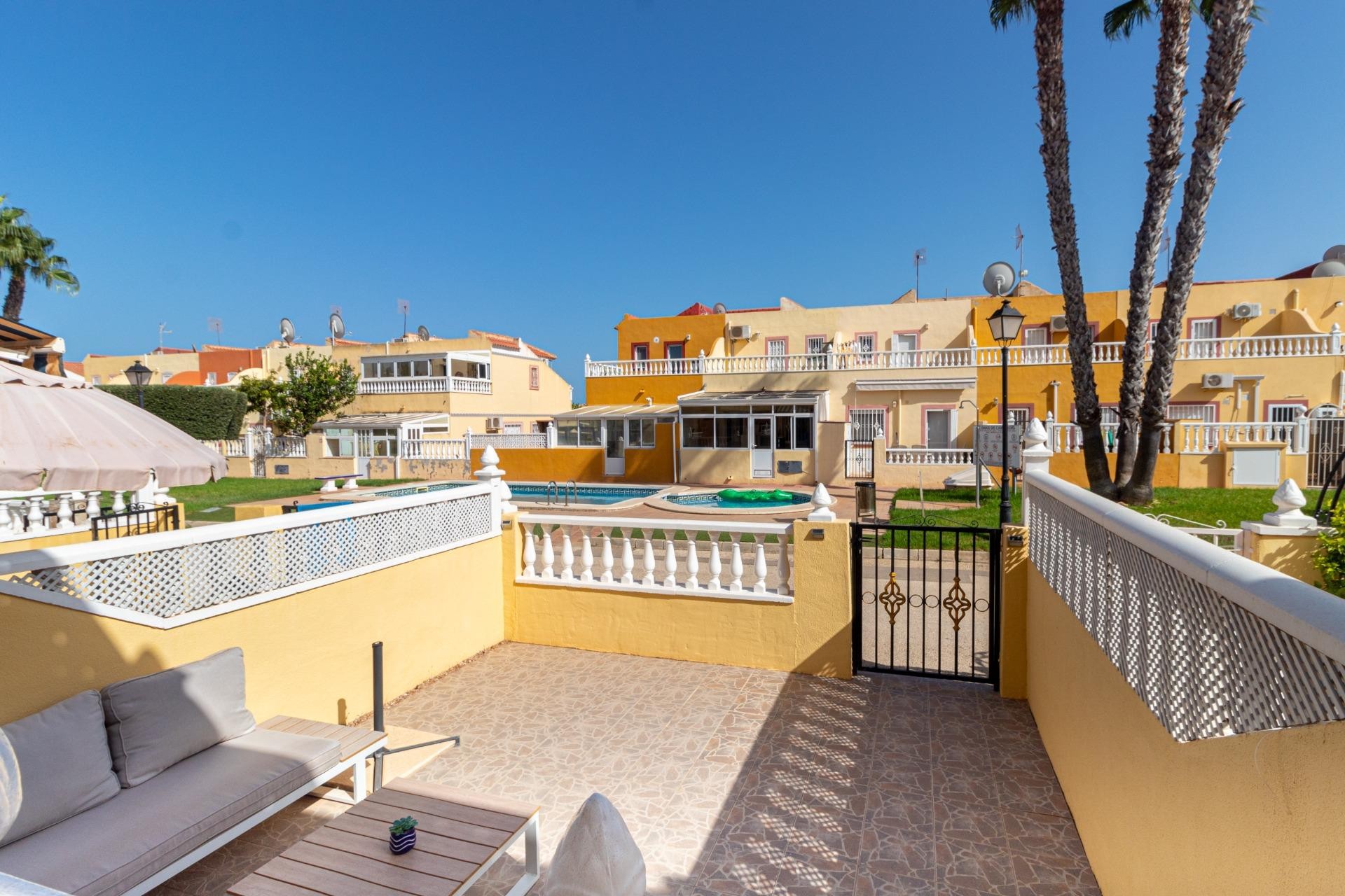 Revente - Terraced house -
Orihuela Costa - La Regia