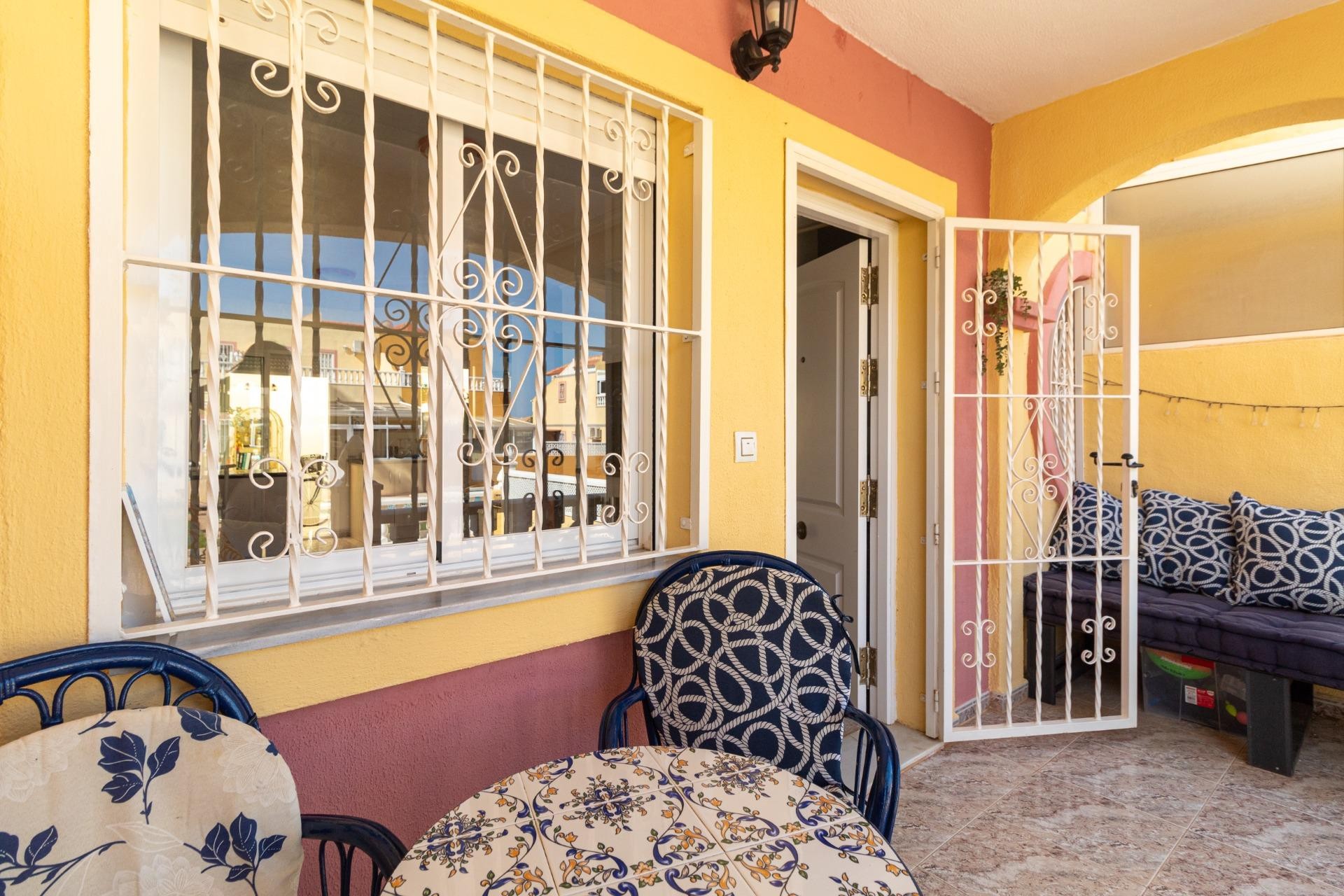 Revente - Terraced house -
Orihuela Costa - La Regia