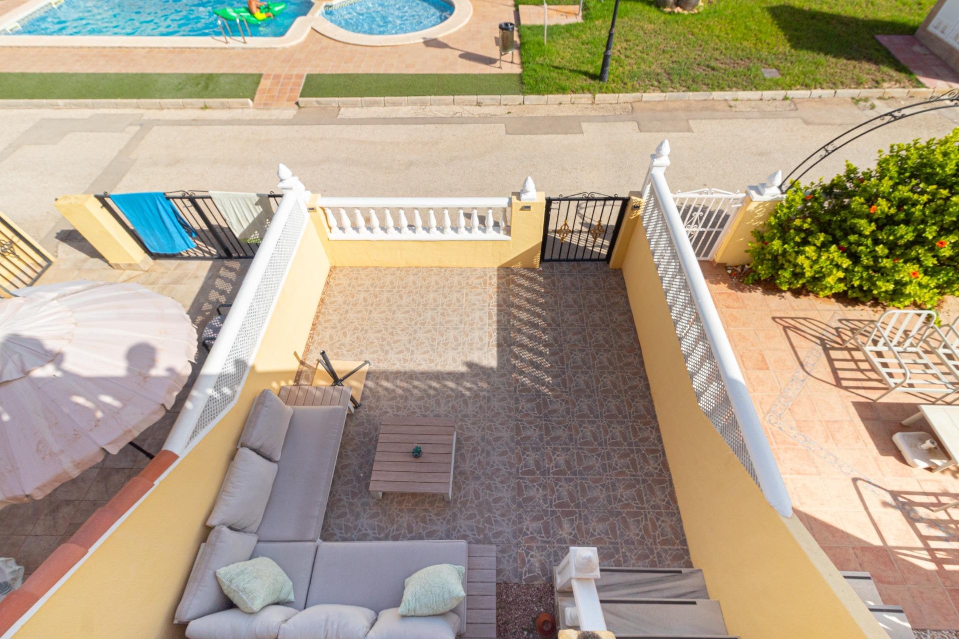 Revente - Terraced house -
Orihuela Costa - La Regia