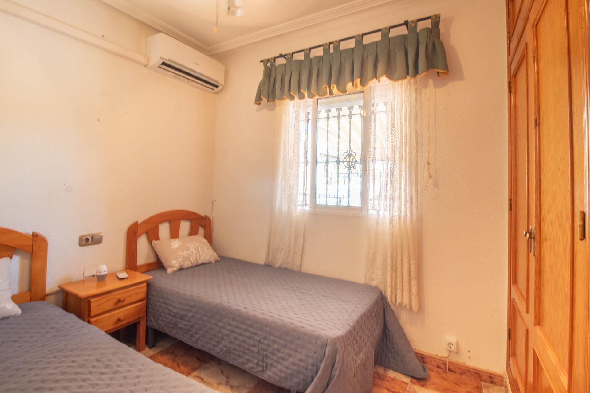 Revente - Terraced house -
Orihuela Costa - La Zenia