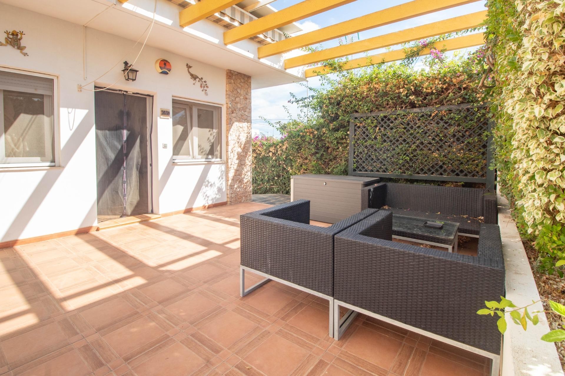 Revente - Terraced house -
Pilar de la Horadada - Mil Palmeras