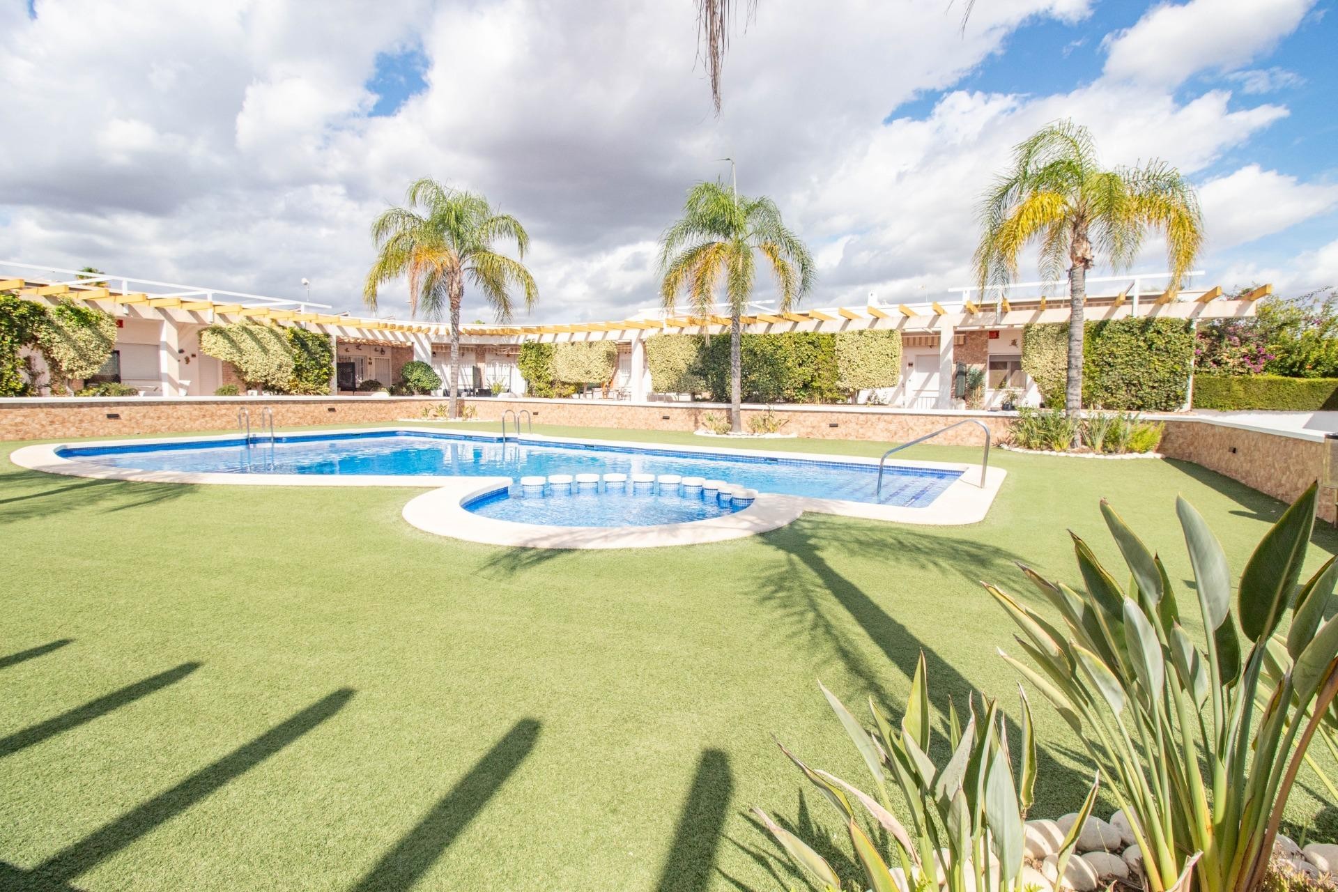 Revente - Terraced house -
Pilar de la Horadada - Mil Palmeras