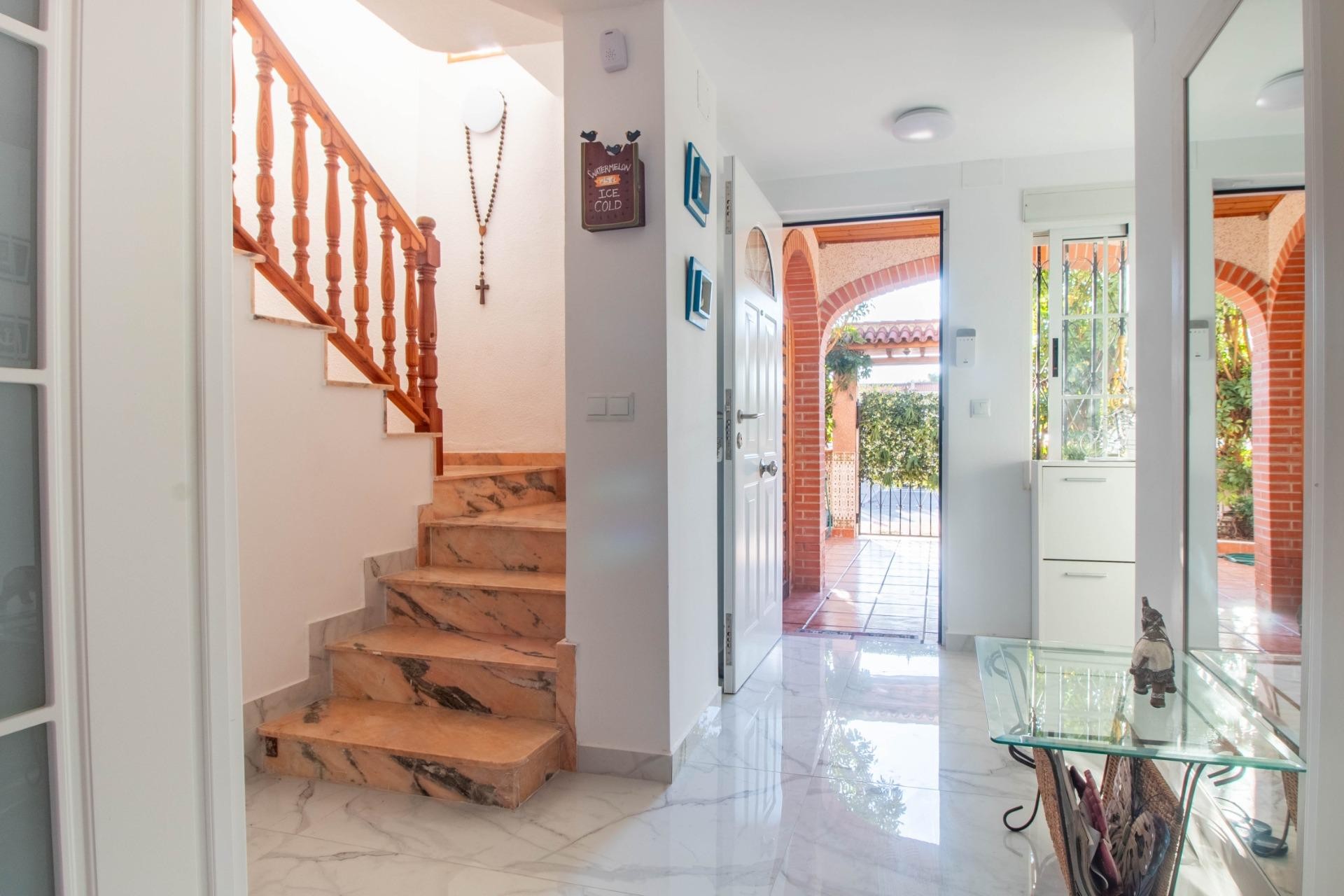 Revente - Terraced house -
Torrevieja - Acequion