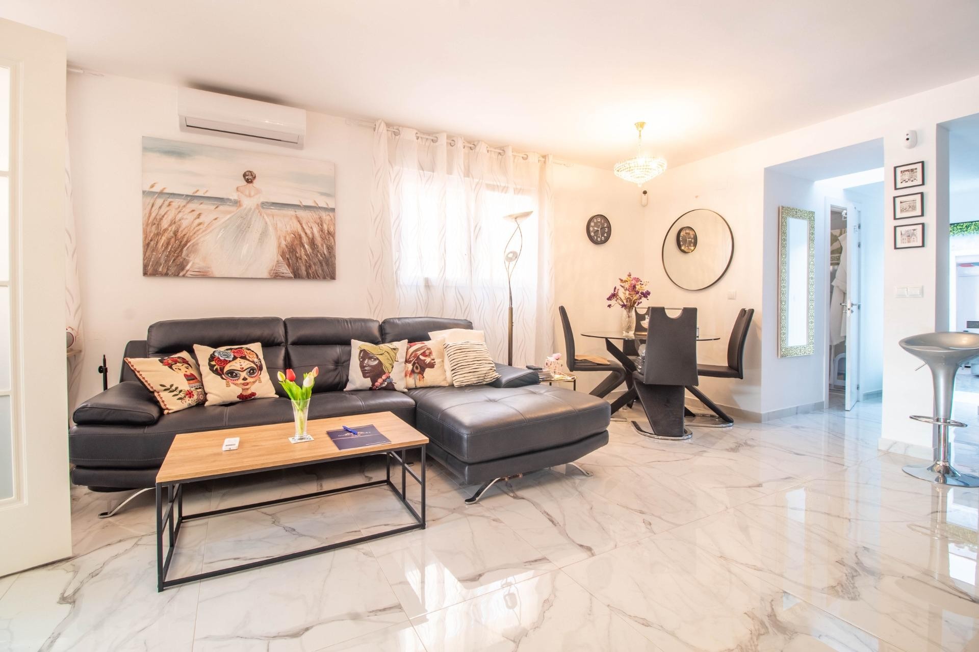 Revente - Terraced house -
Torrevieja - Acequion