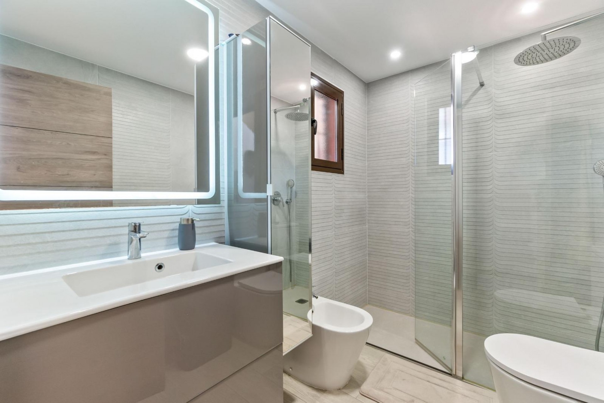 Revente - Terraced house -
Torrevieja - Aguas Nuevas