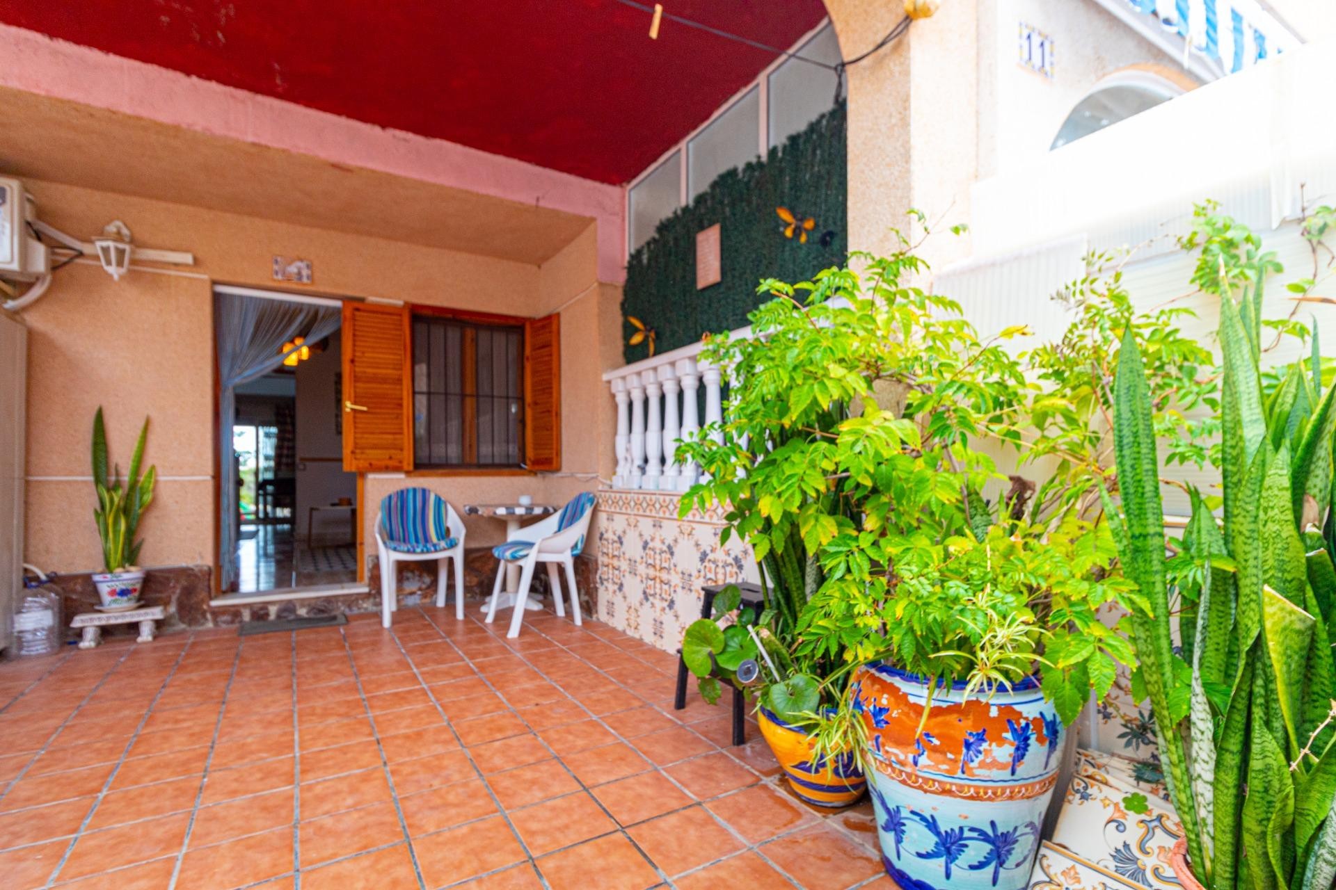 Revente - Terraced house -
Torrevieja - Los altos