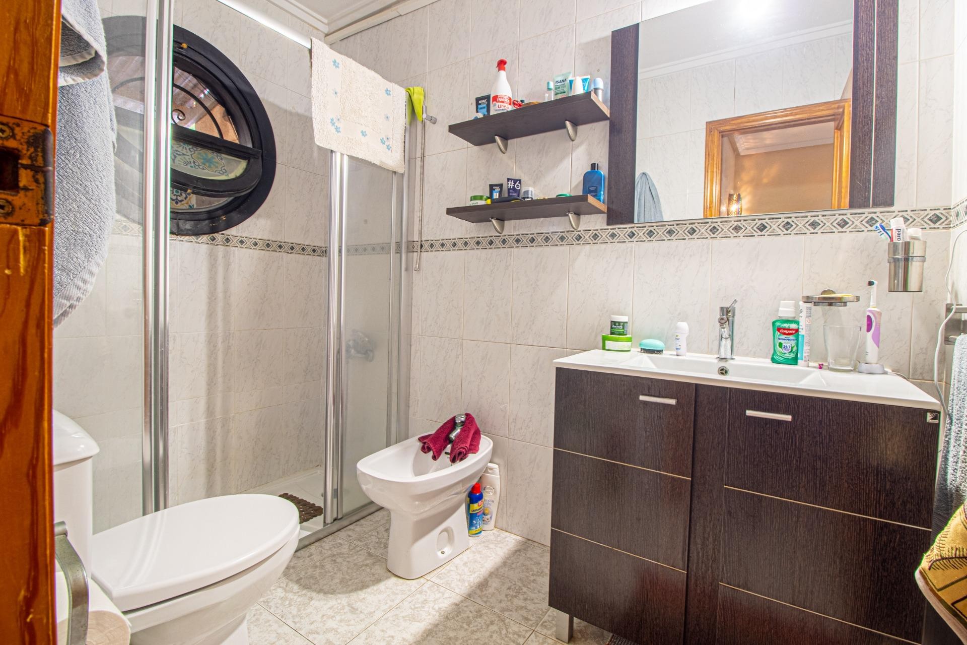 Revente - Terraced house -
Torrevieja - Los altos