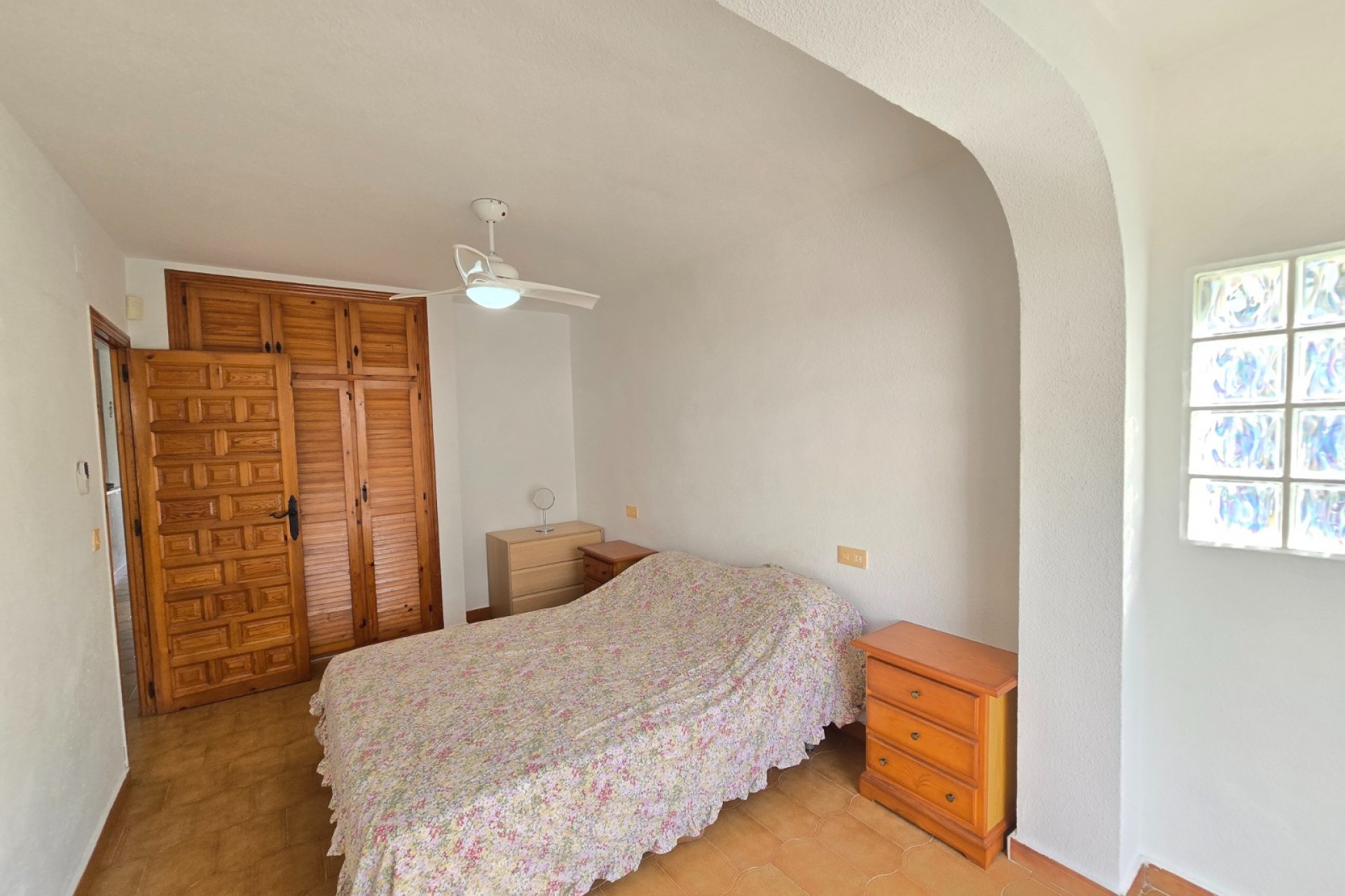 Revente - Townhouse * -
Villamartin * - Los Dolses *