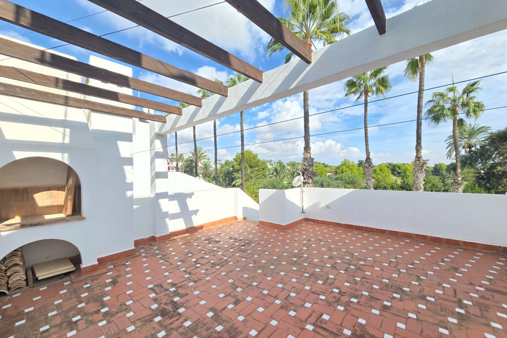 Revente - Townhouse * -
Villamartin * - Los Dolses *