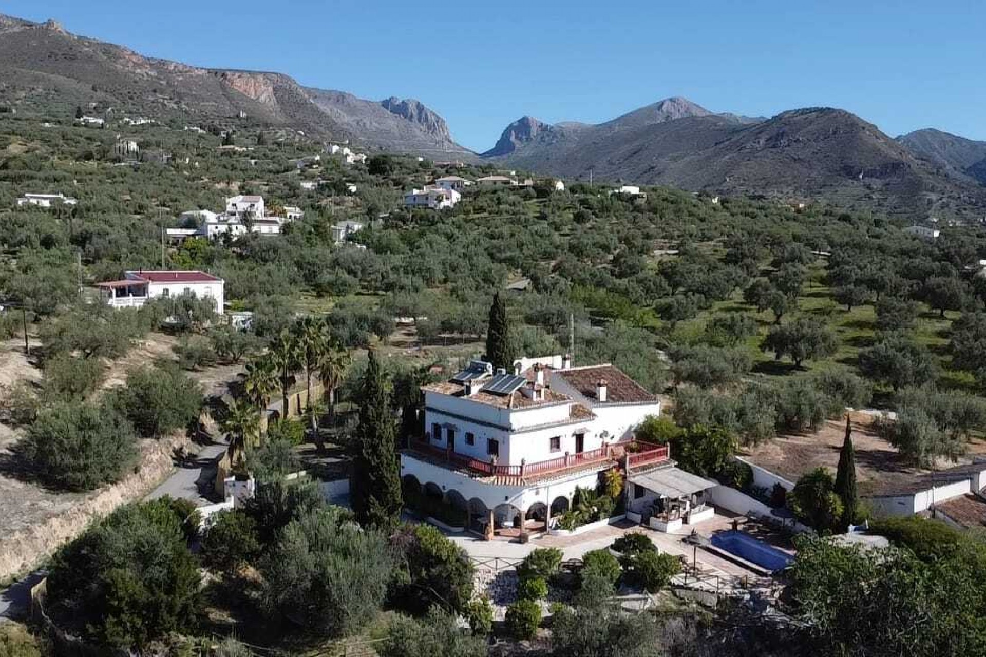 Revente - Villa -
Alcaucín - Inland