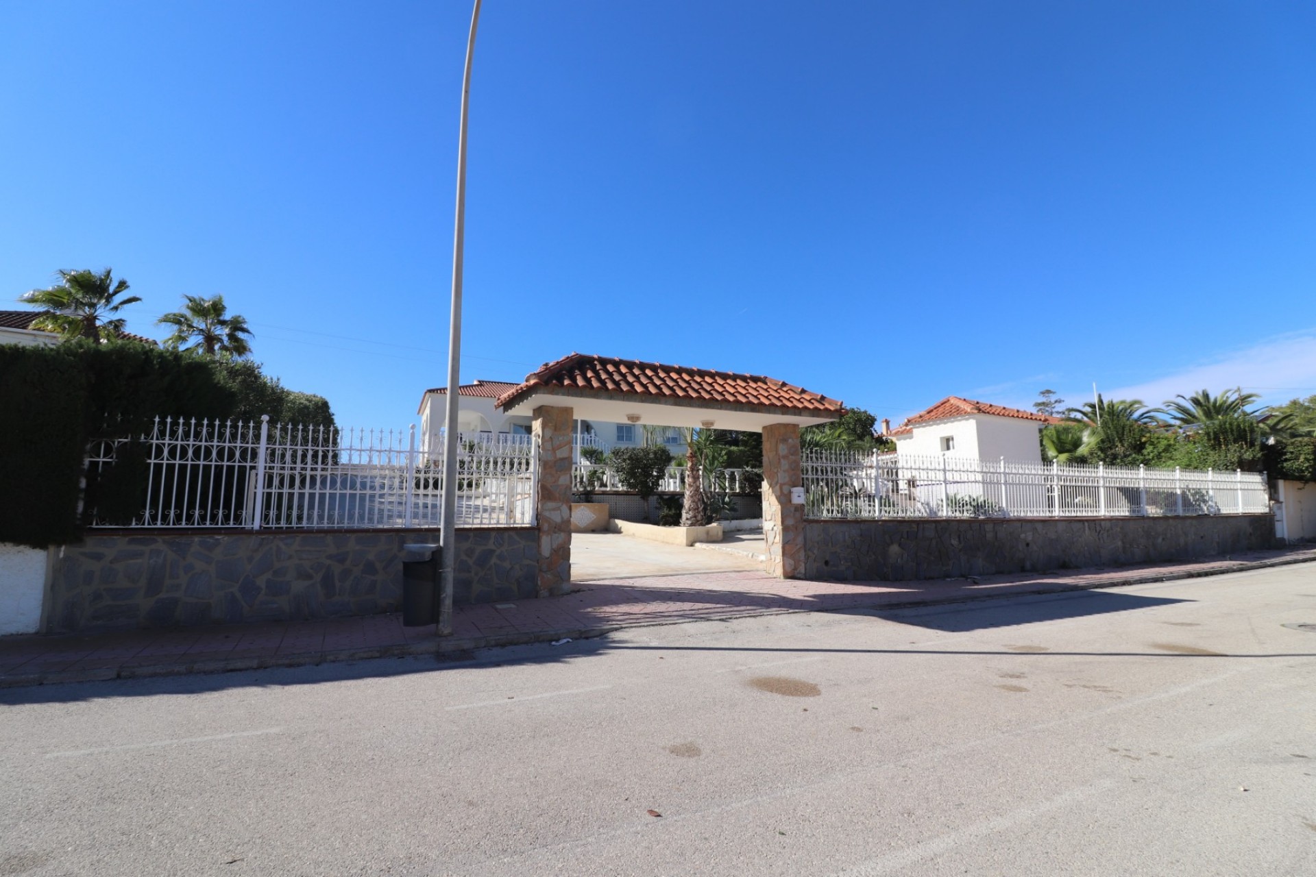 Revente - Villa -
Algorfa - Lomas de La Juliana