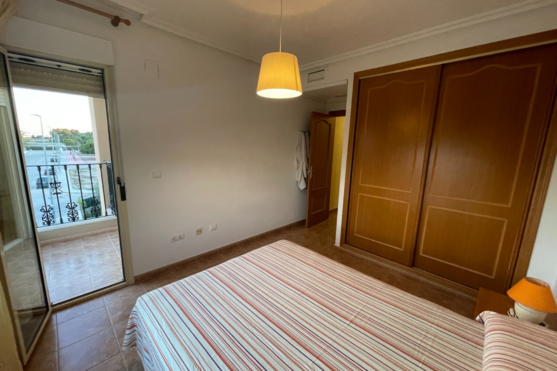 Revente - Villa -
Almoradí