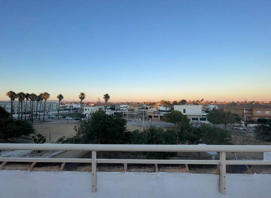 Revente - Villa -
Almoradí
