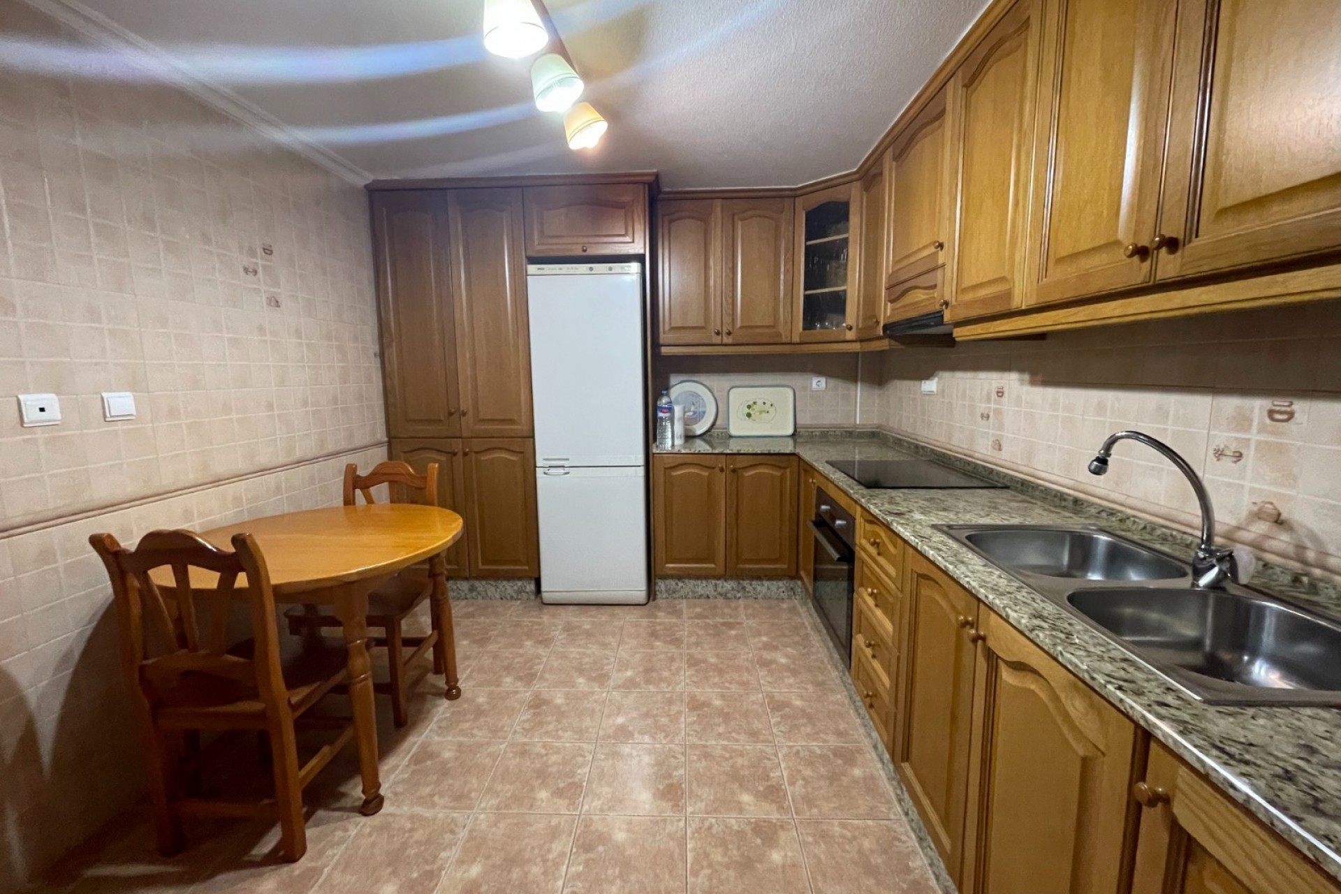 Revente - Villa -
Almoradí