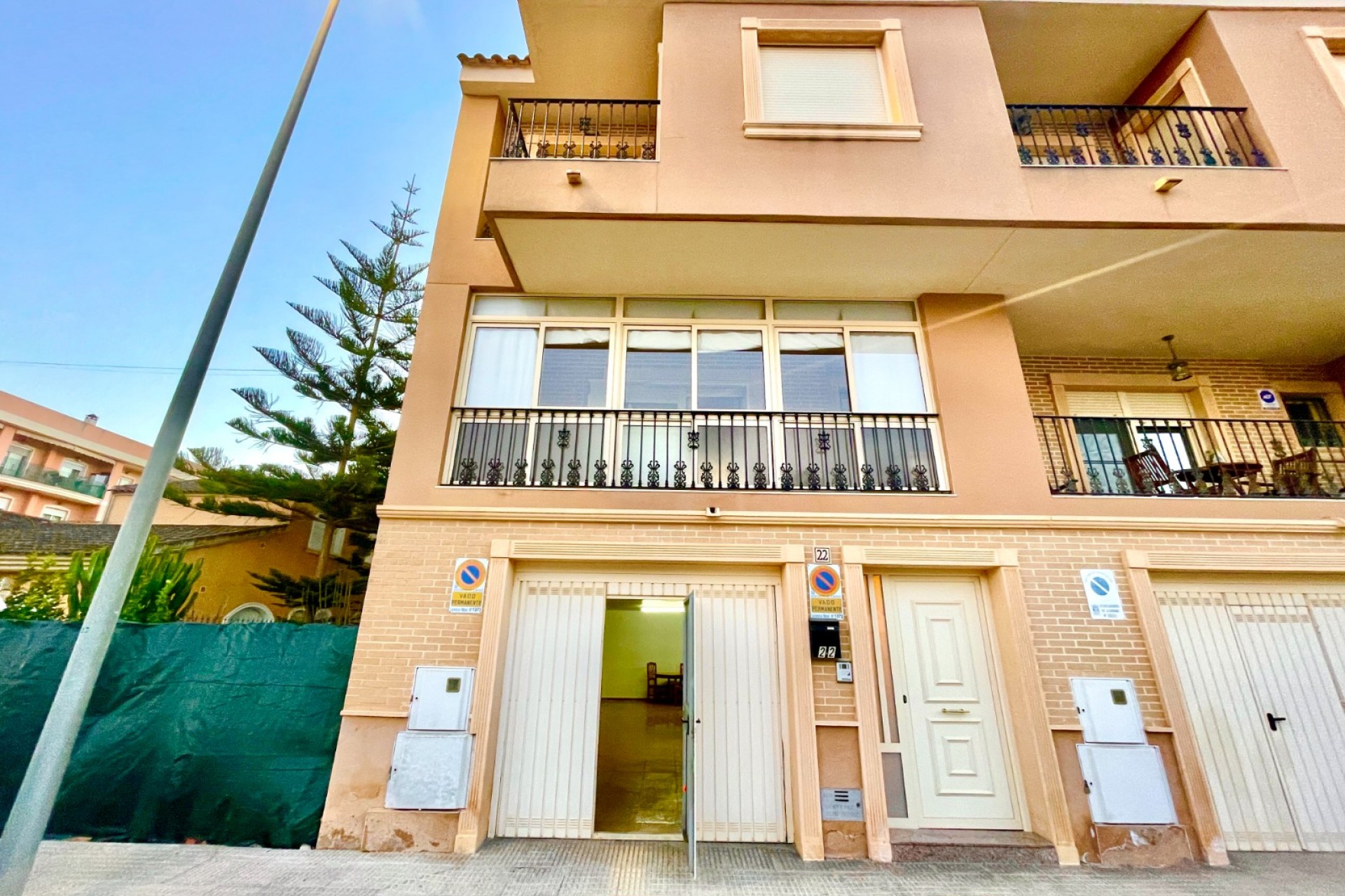 Revente - Villa -
Almoradí