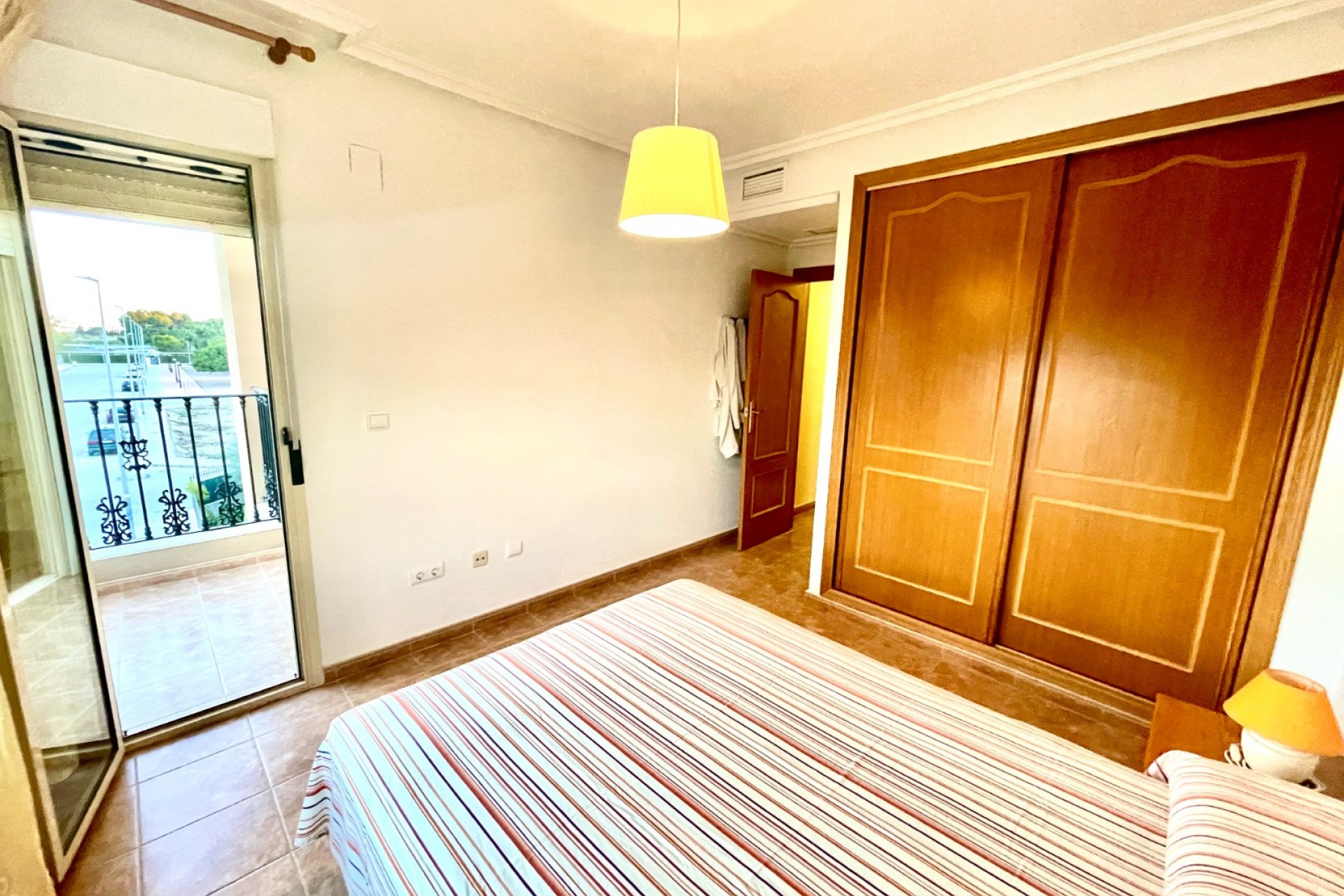 Revente - Villa -
Almoradí