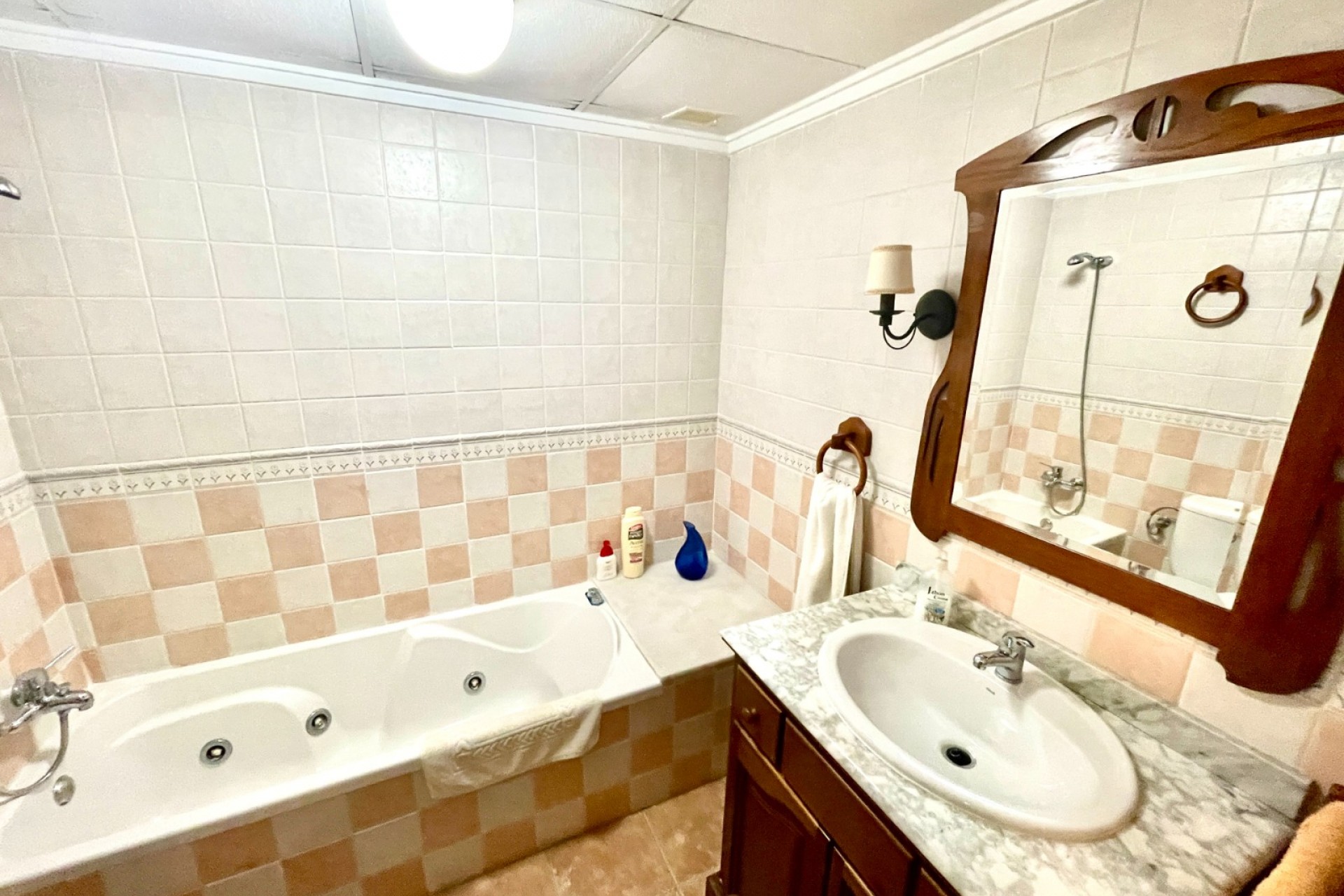 Revente - Villa -
Almoradí