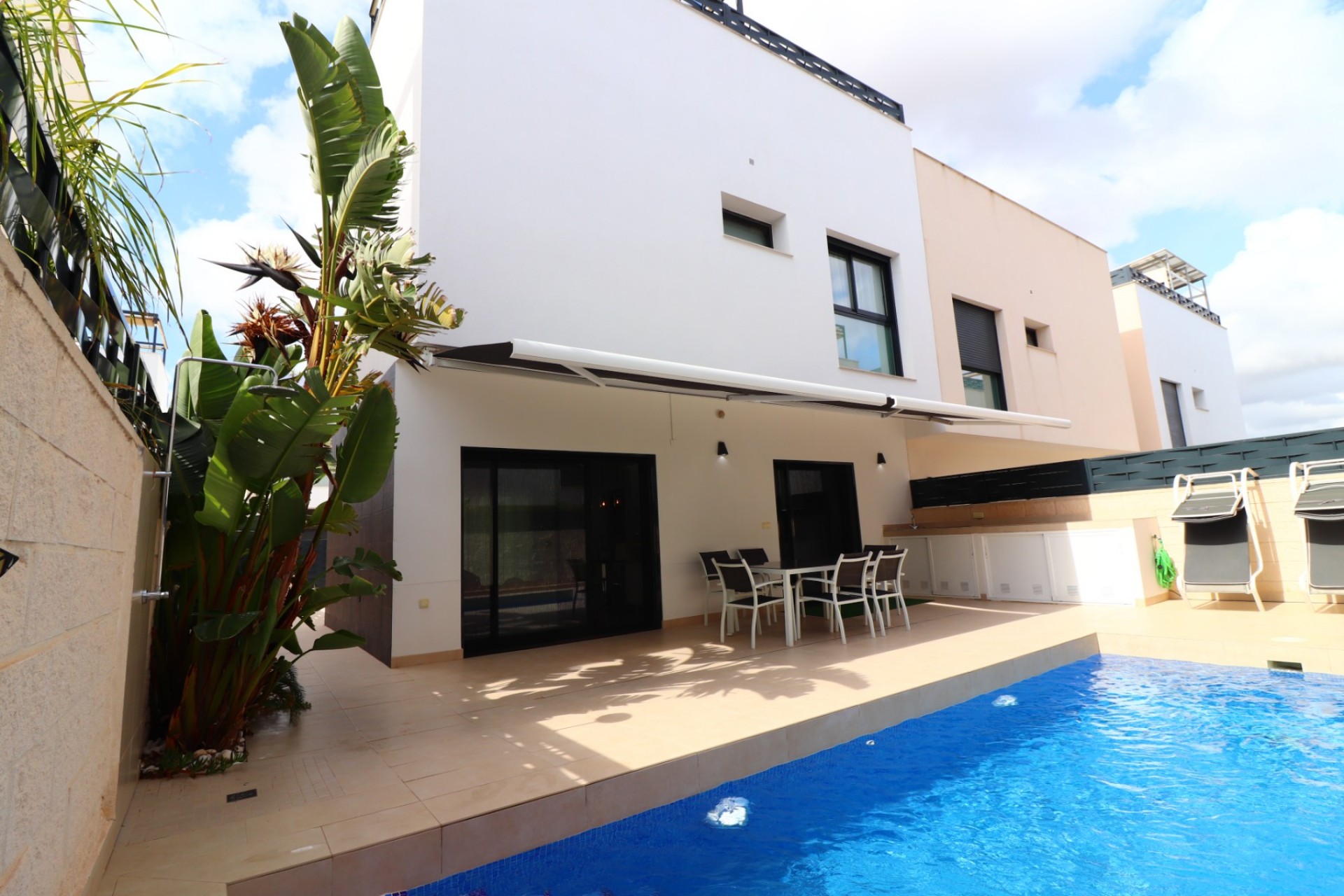 Revente - Villa -
Benijofar