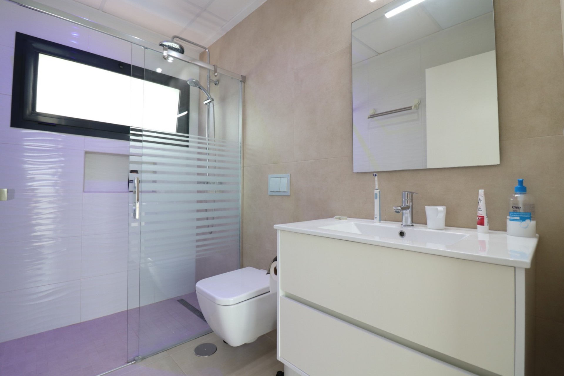Revente - Villa -
Benijofar