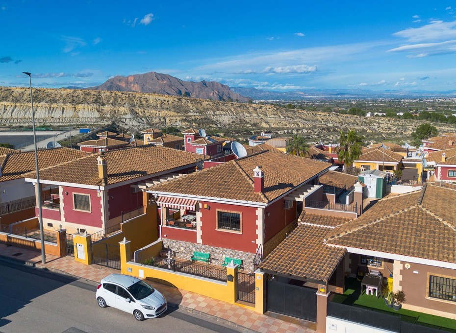 Revente - Villa -
Bigastro