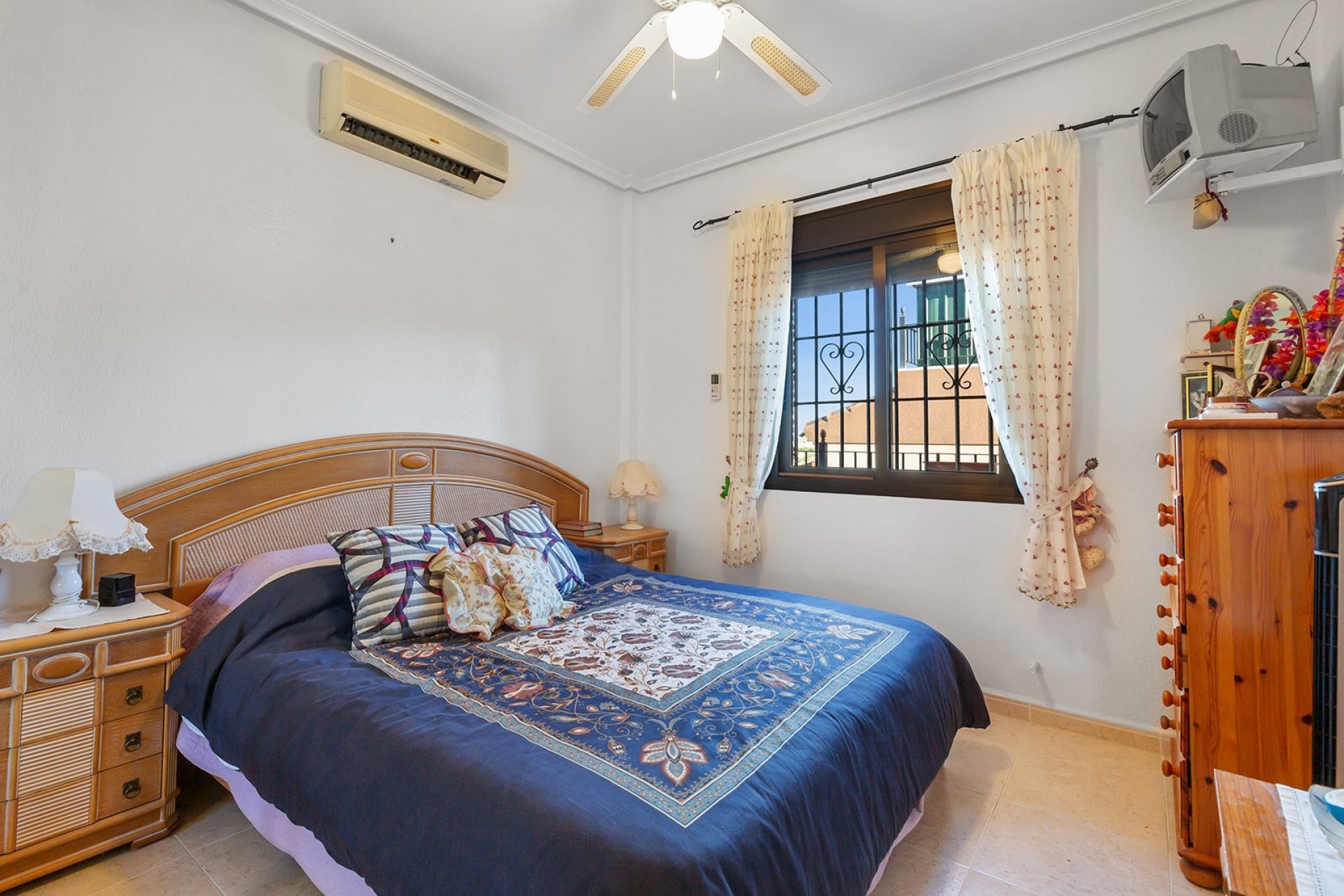 Revente - Villa -
Bigastro