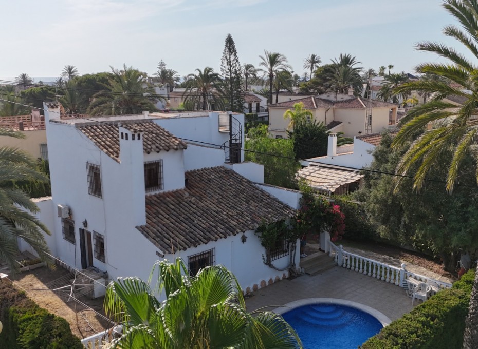 Revente - Villa -
Cabo Roig