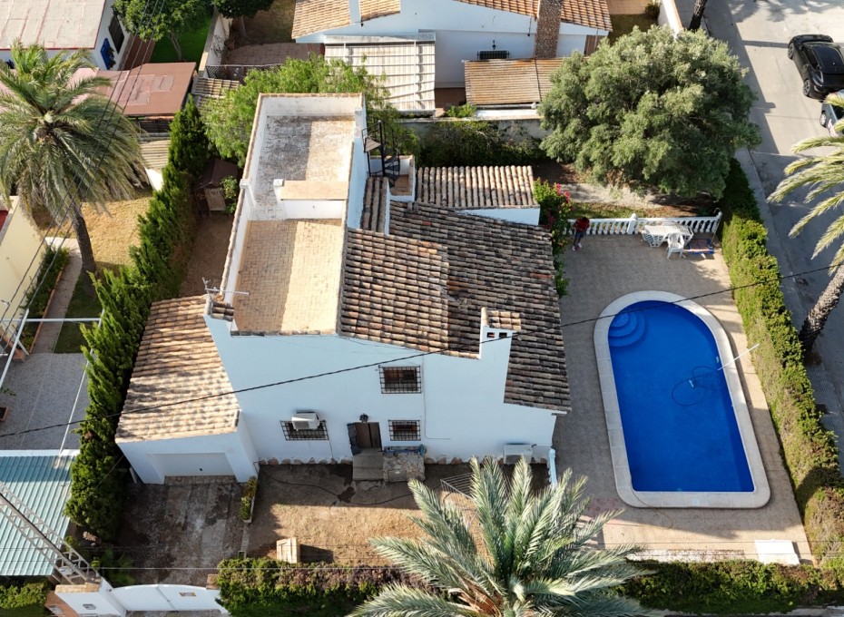 Revente - Villa -
Cabo Roig